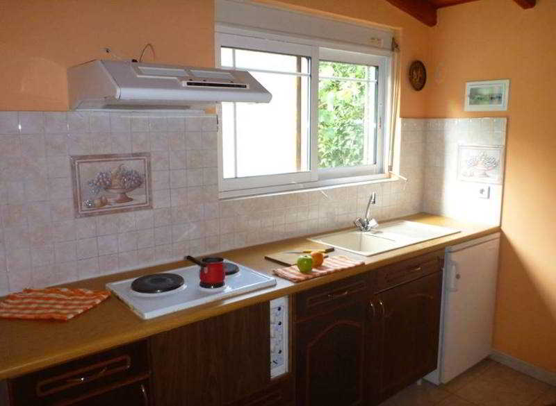 Kerkyra Beach Apartments