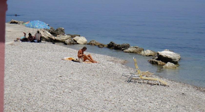 Eros Beach Hotel