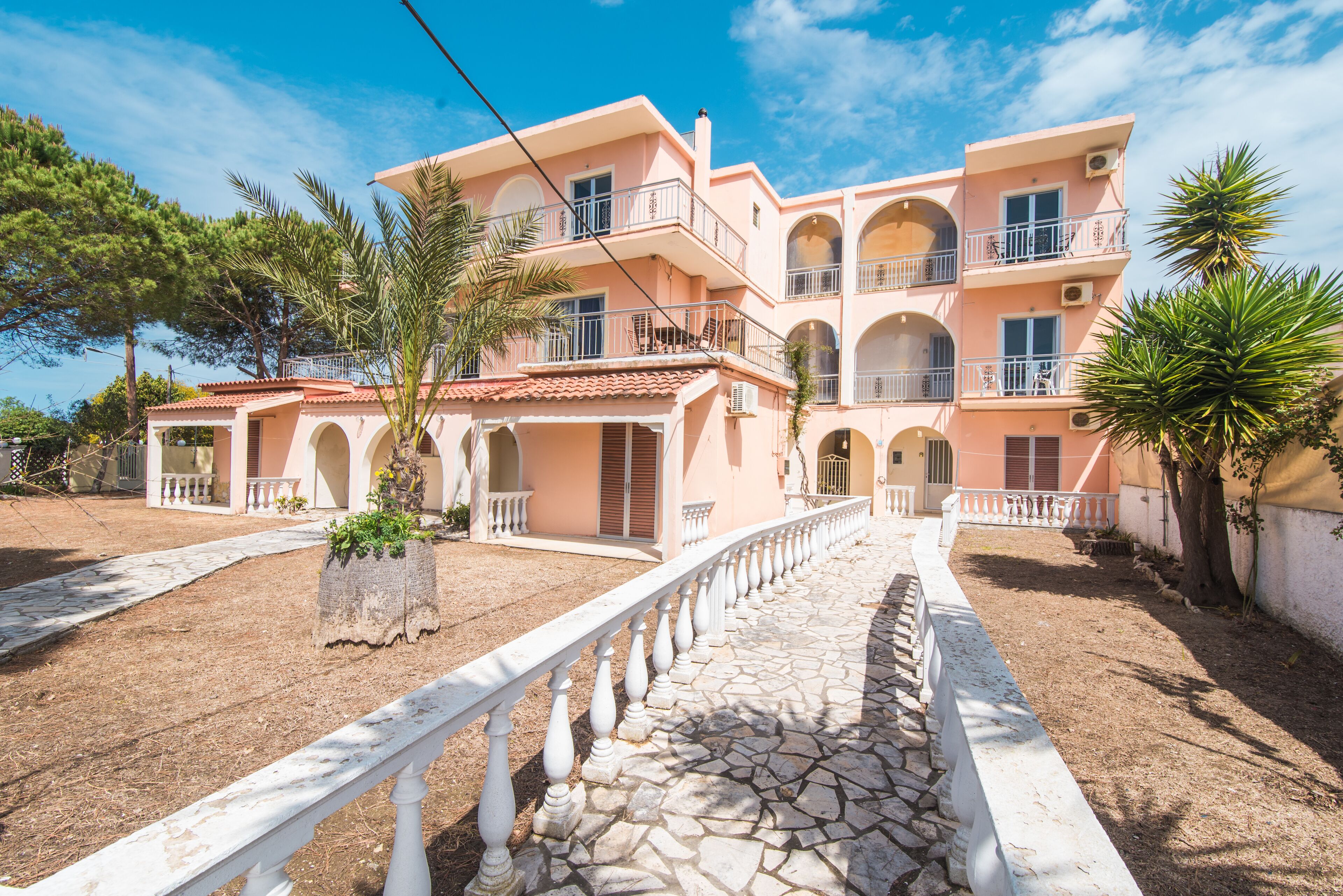Southgate Apartments