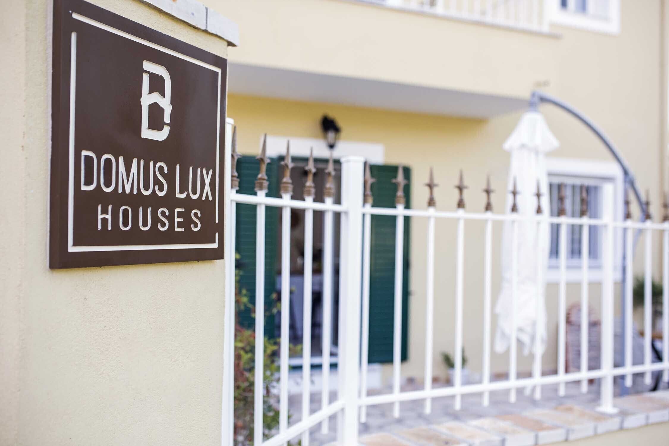Domus Lux Houses
