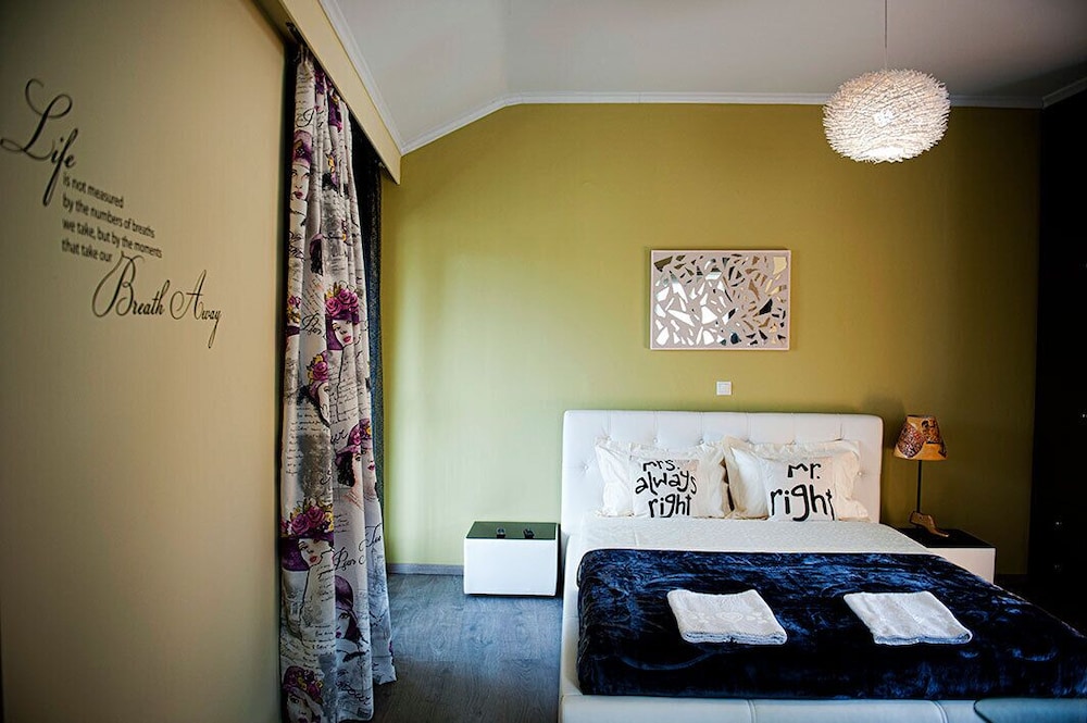 Kadith Apartments by CorfuEscapes