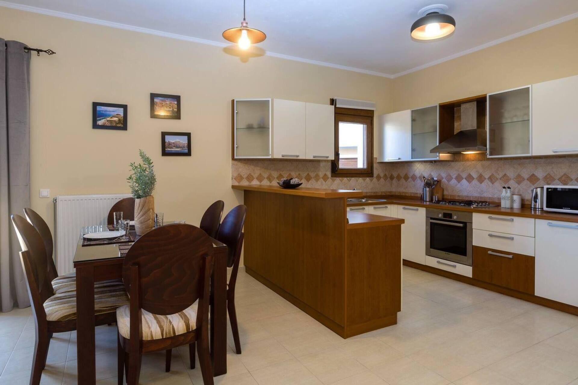 Louisa's Summer House