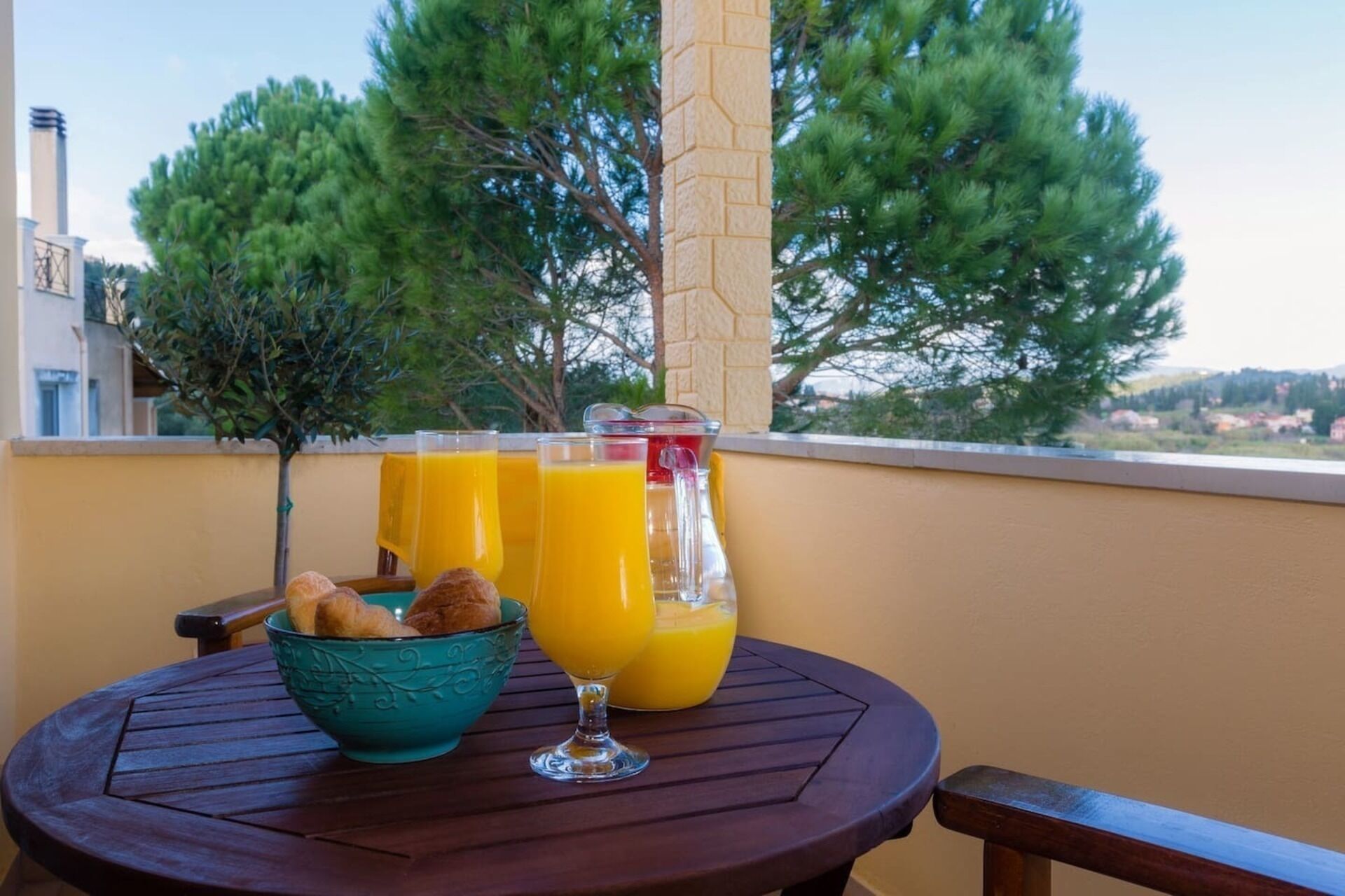 Louisa's Summer House