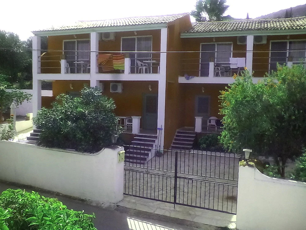 Maria Apartments