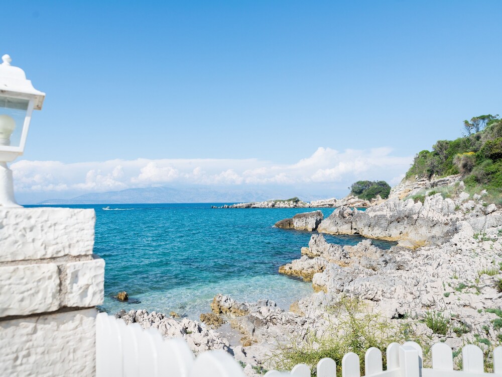 Neptune Sea House
