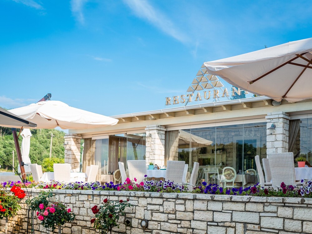 Neptune Sea House