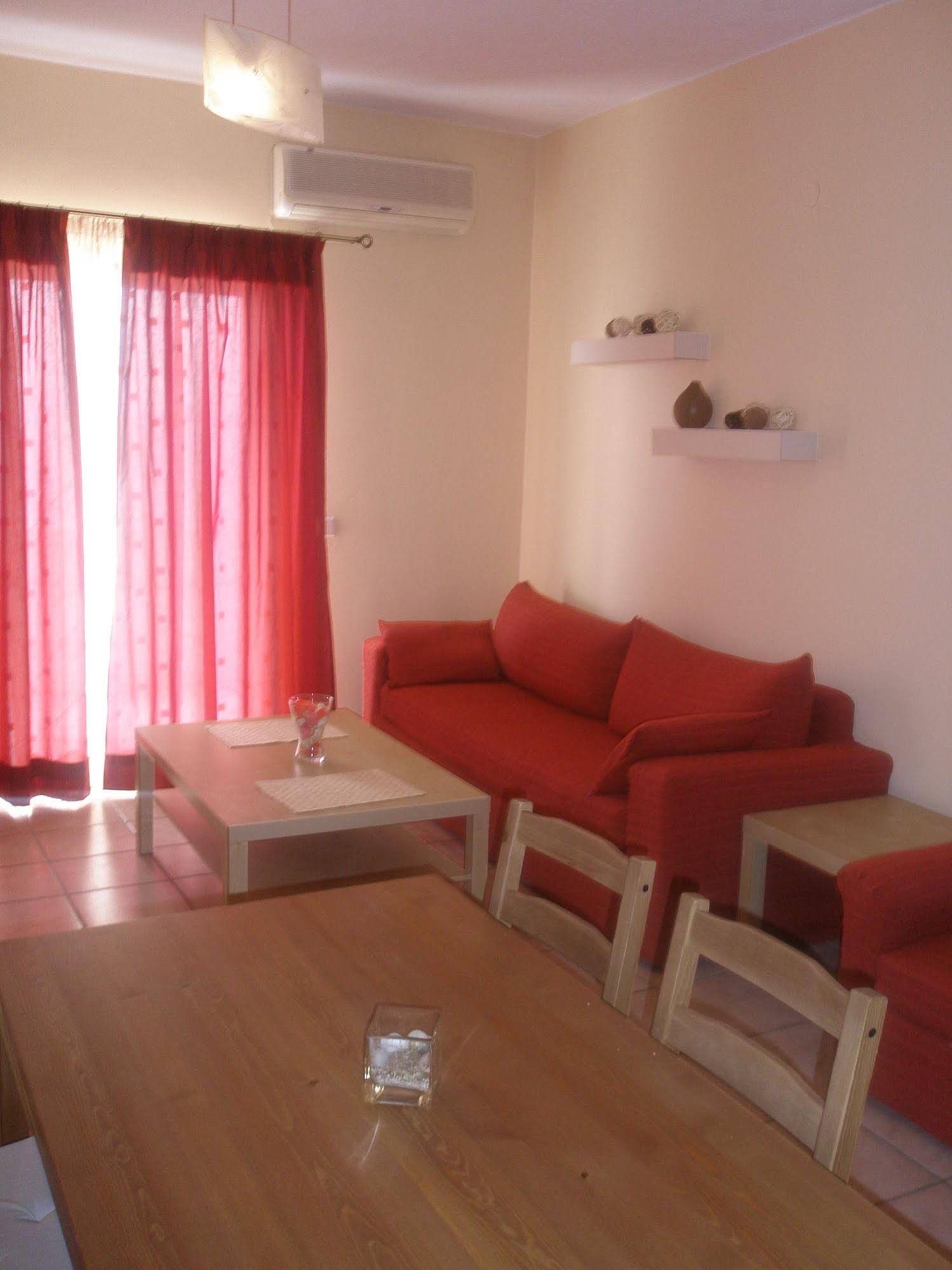 Oceanis Rooms Apartments