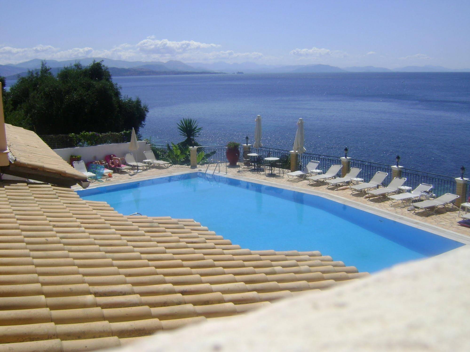 Oceanis Rooms Apartments