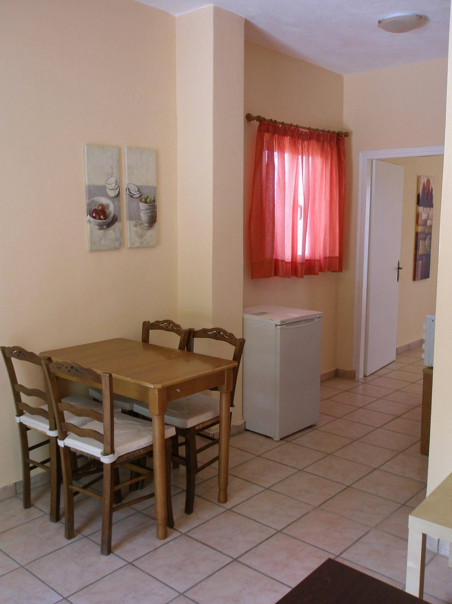 Oceanis Rooms Apartments