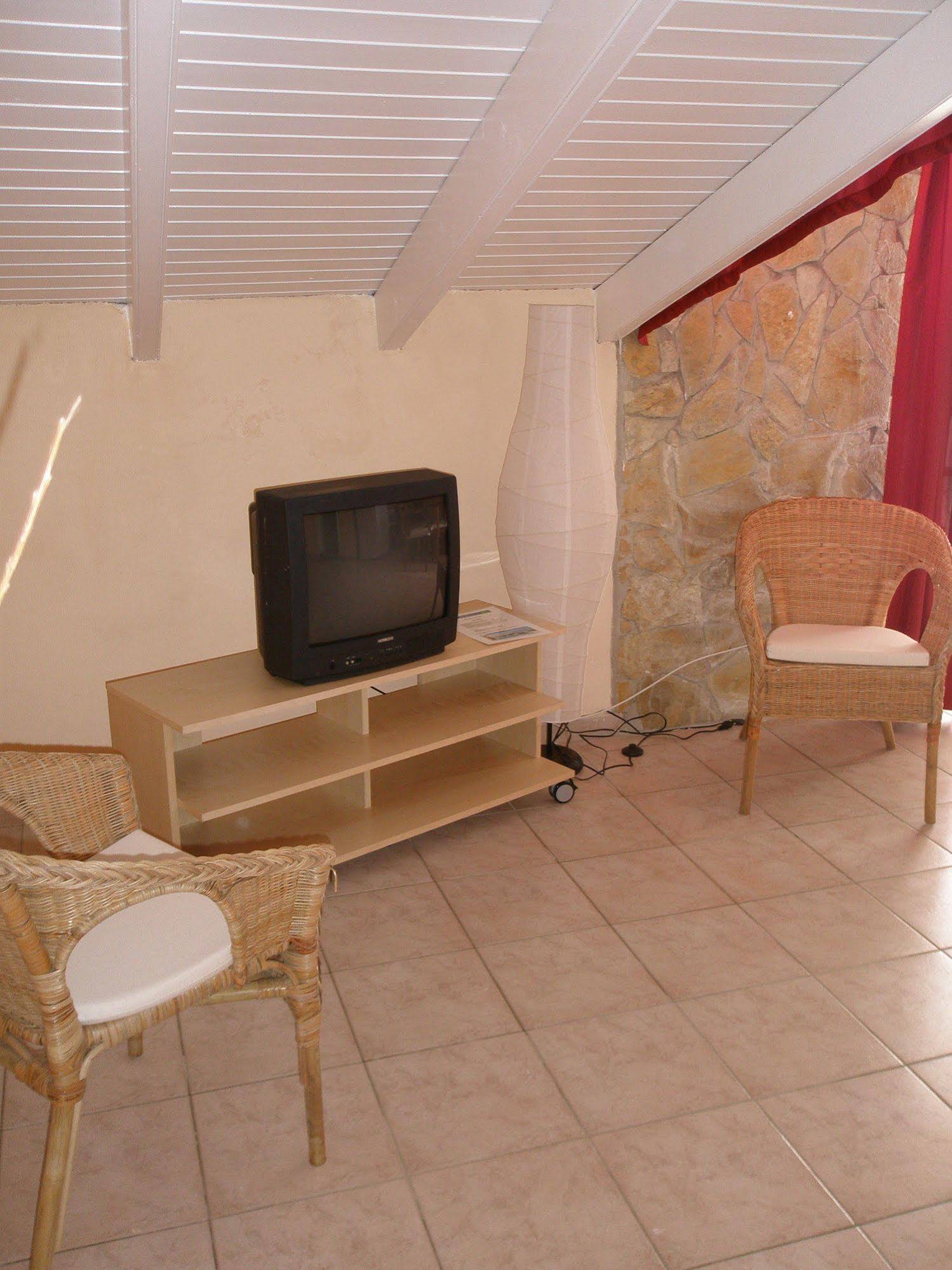 Oceanis Rooms Apartments