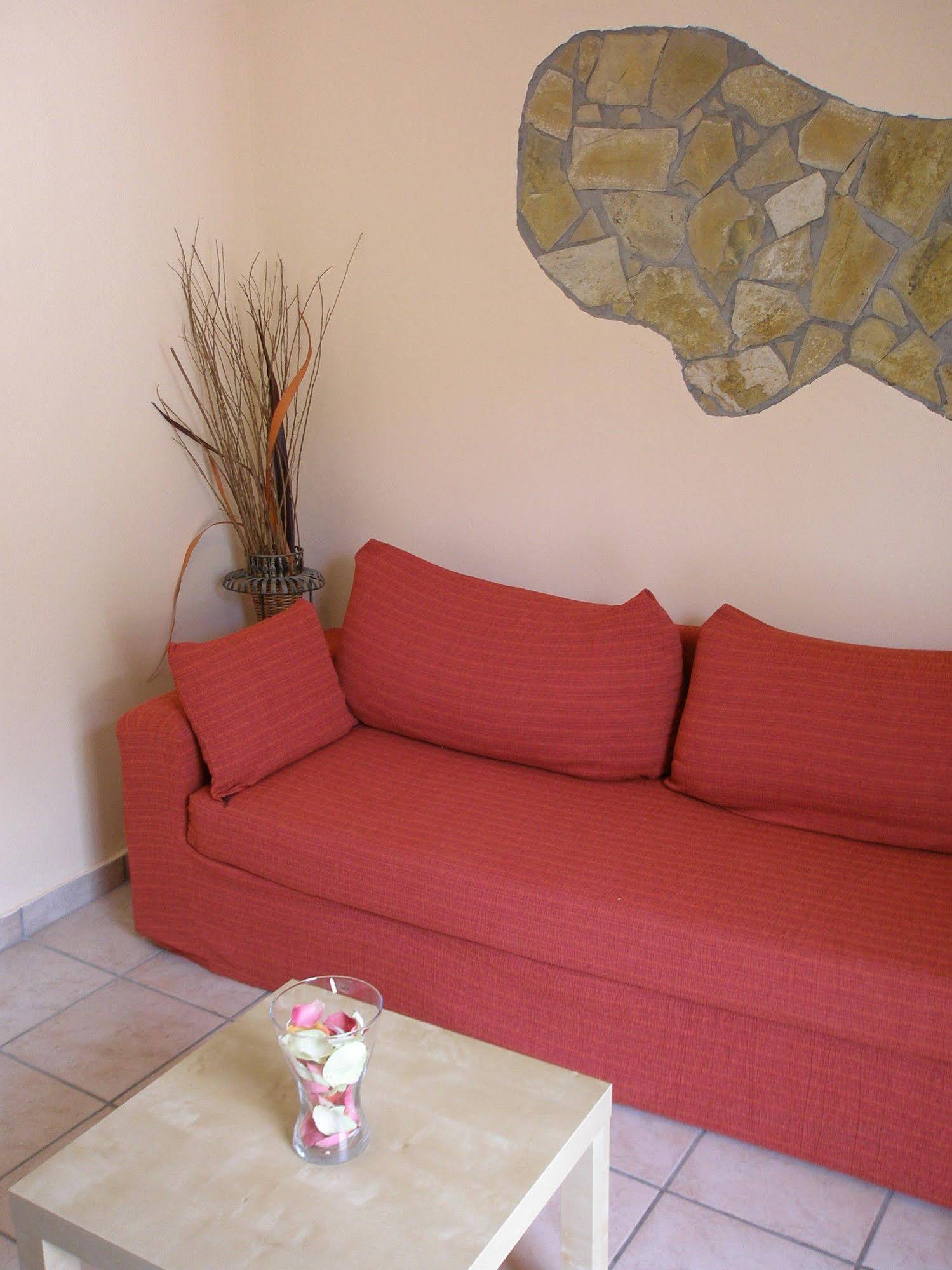 Oceanis Rooms Apartments