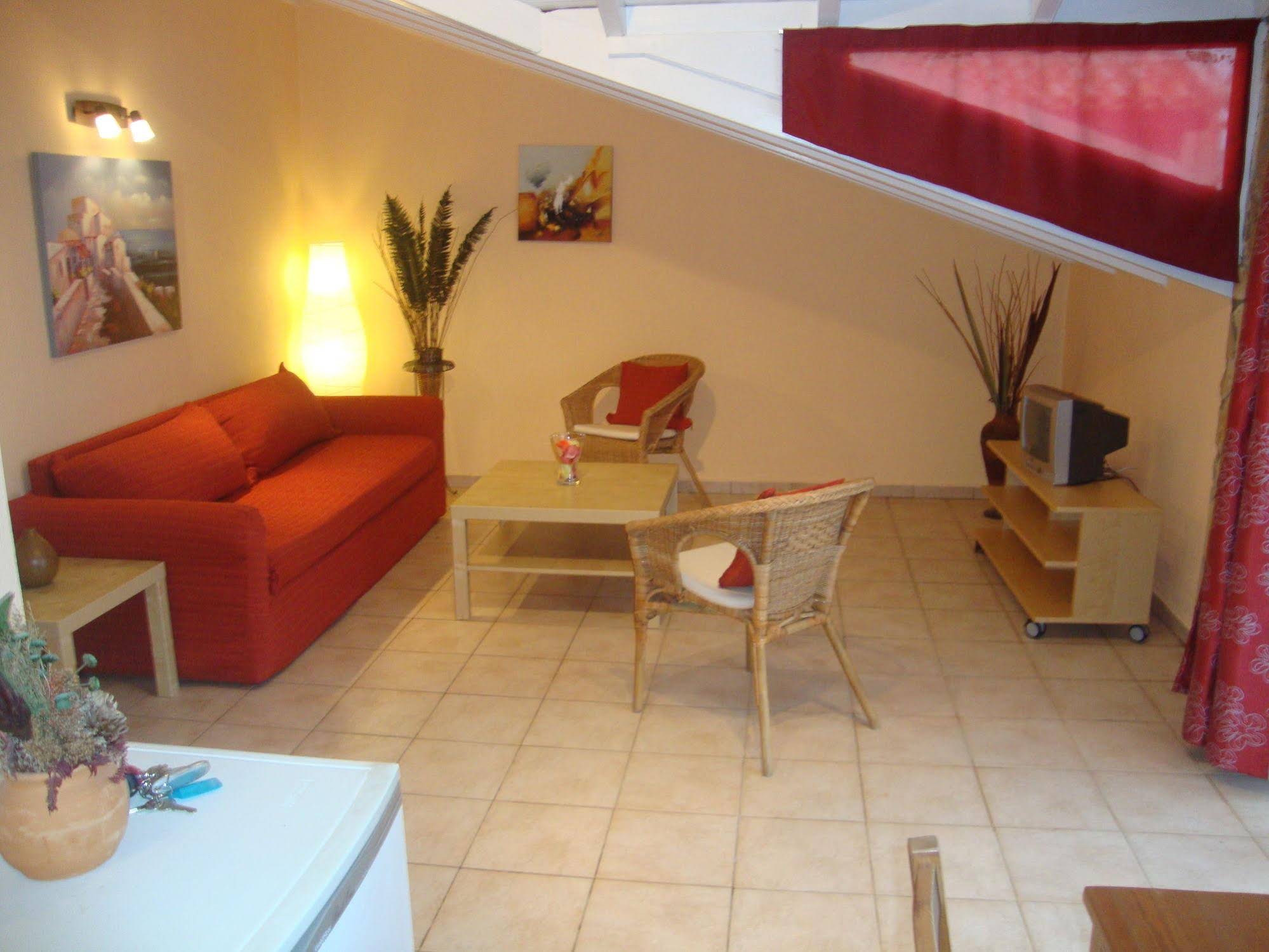 Oceanis Rooms Apartments