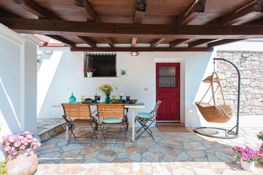 Villa Agni
