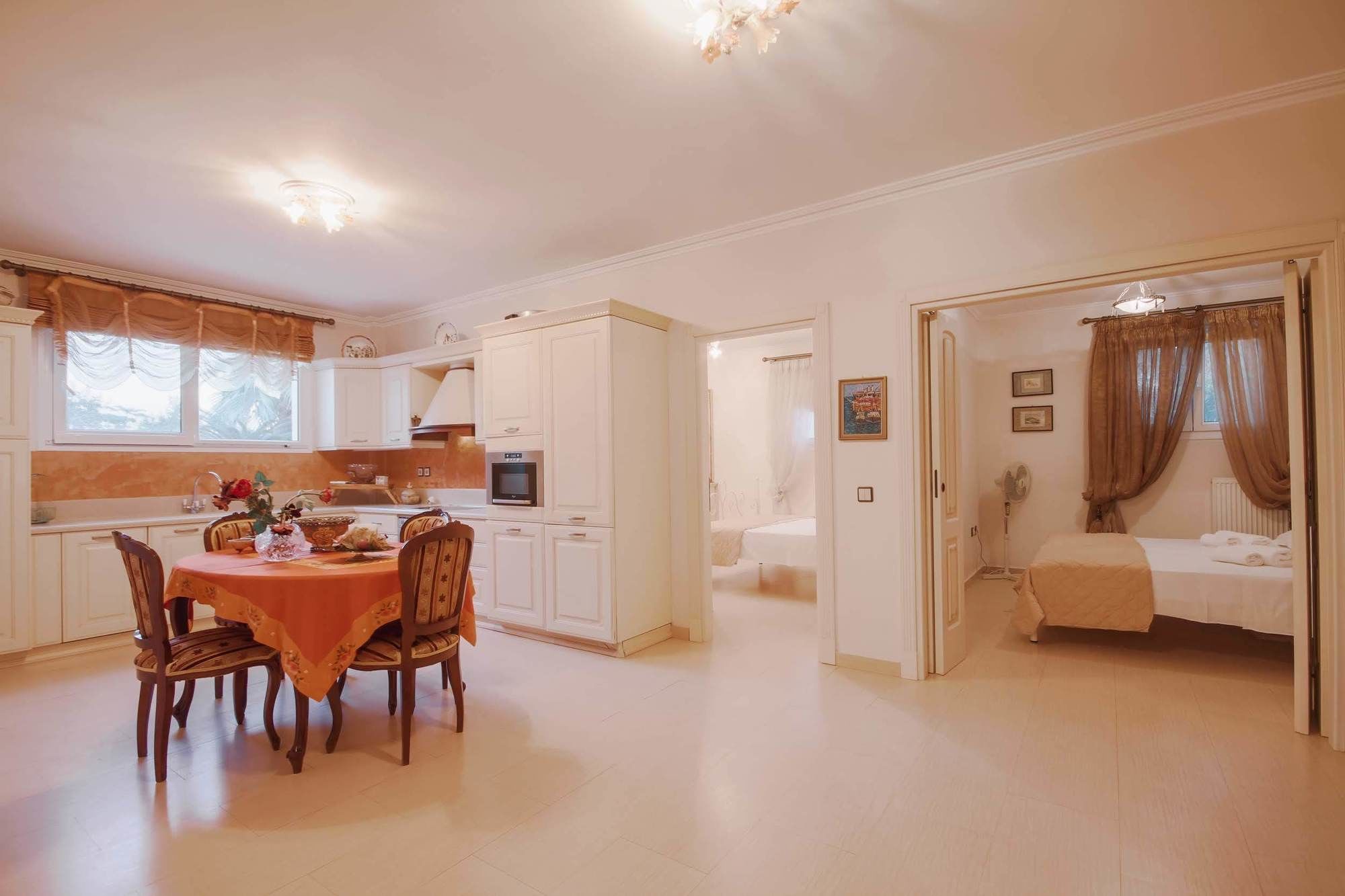Villa Ellania