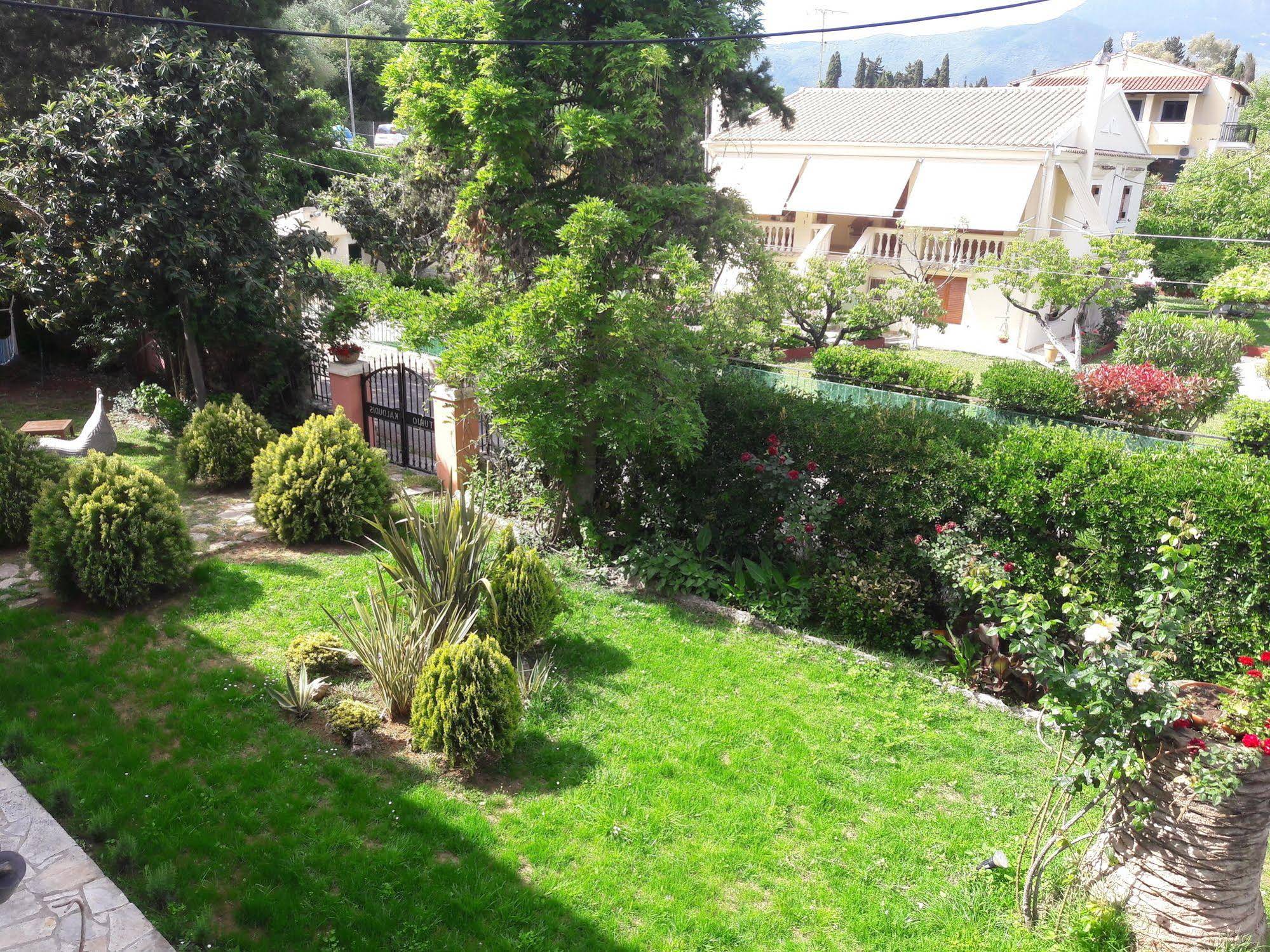 Kaloudis Apartments & Studios