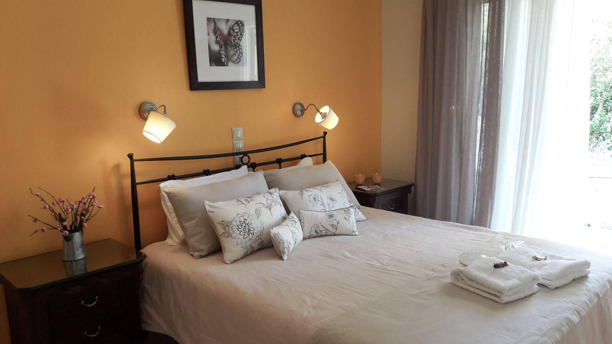 Kaloudis Apartments & Studios