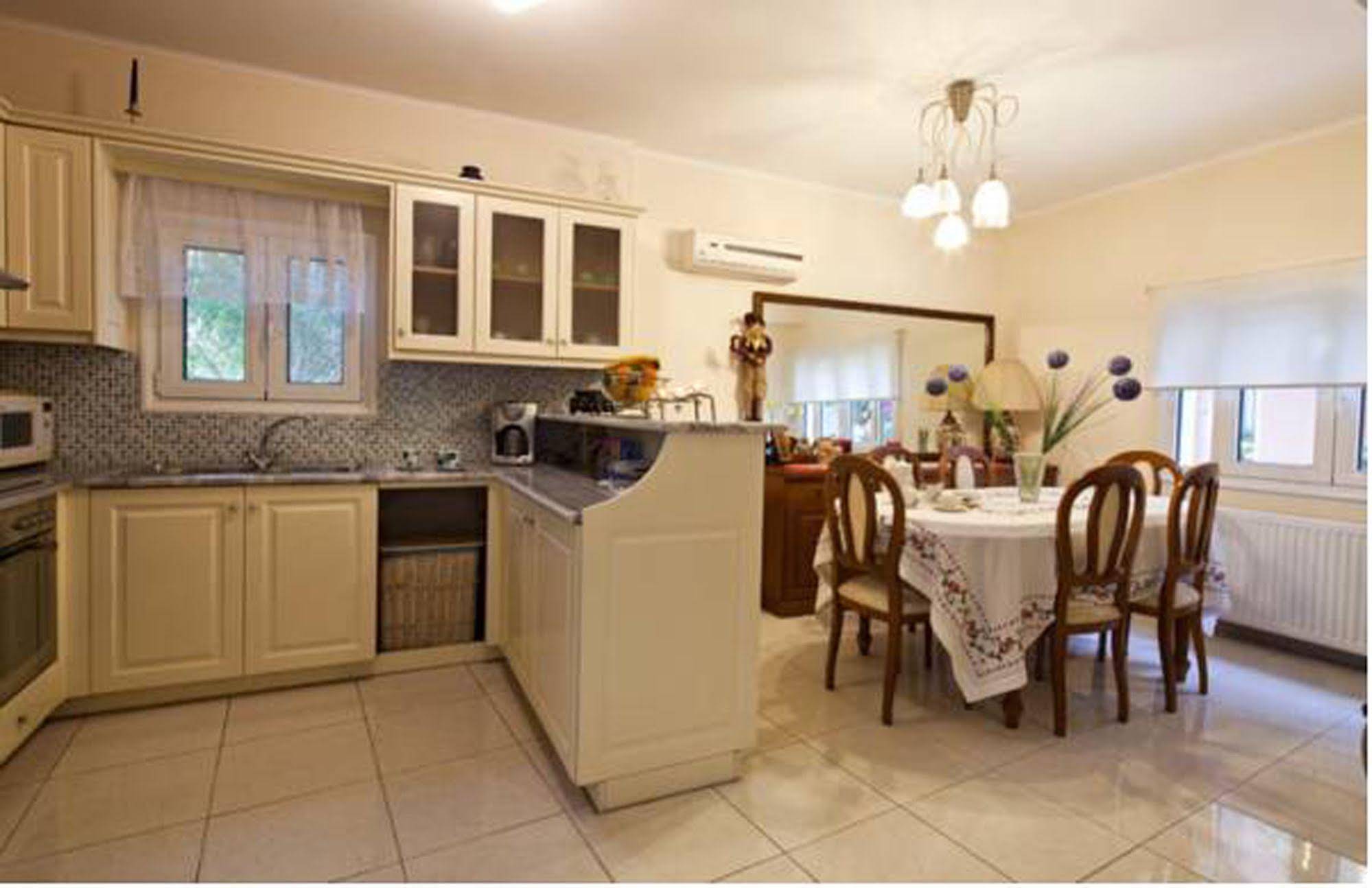 Kaloudis Apartments & Studios