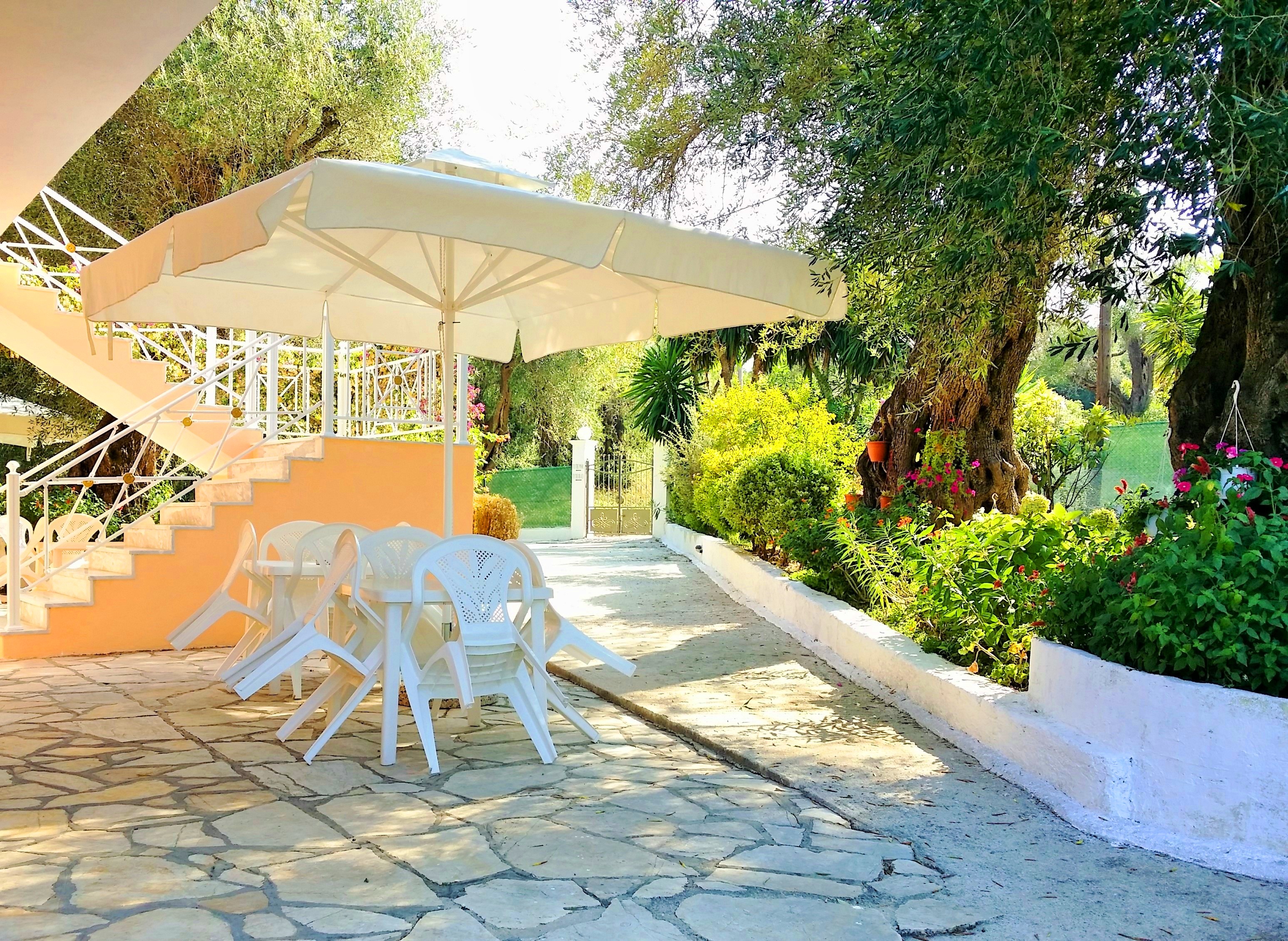 Marilena Apartments & Studios