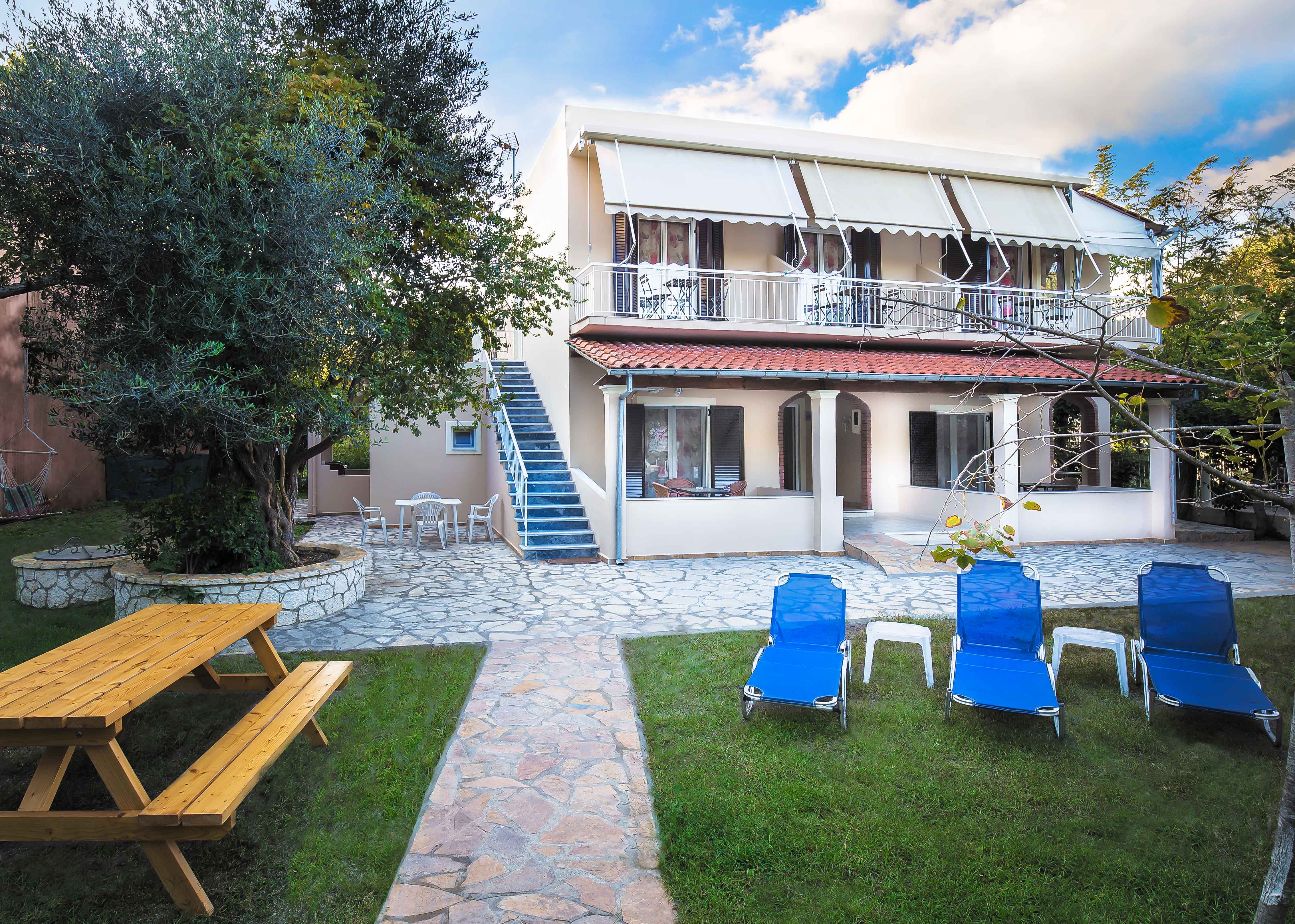 Marilena Apartments & Studios