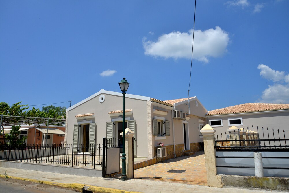 Santos Luxury Apartments