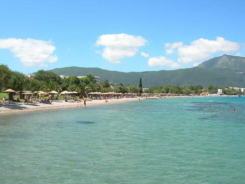 Villa Karmar Aparthotel