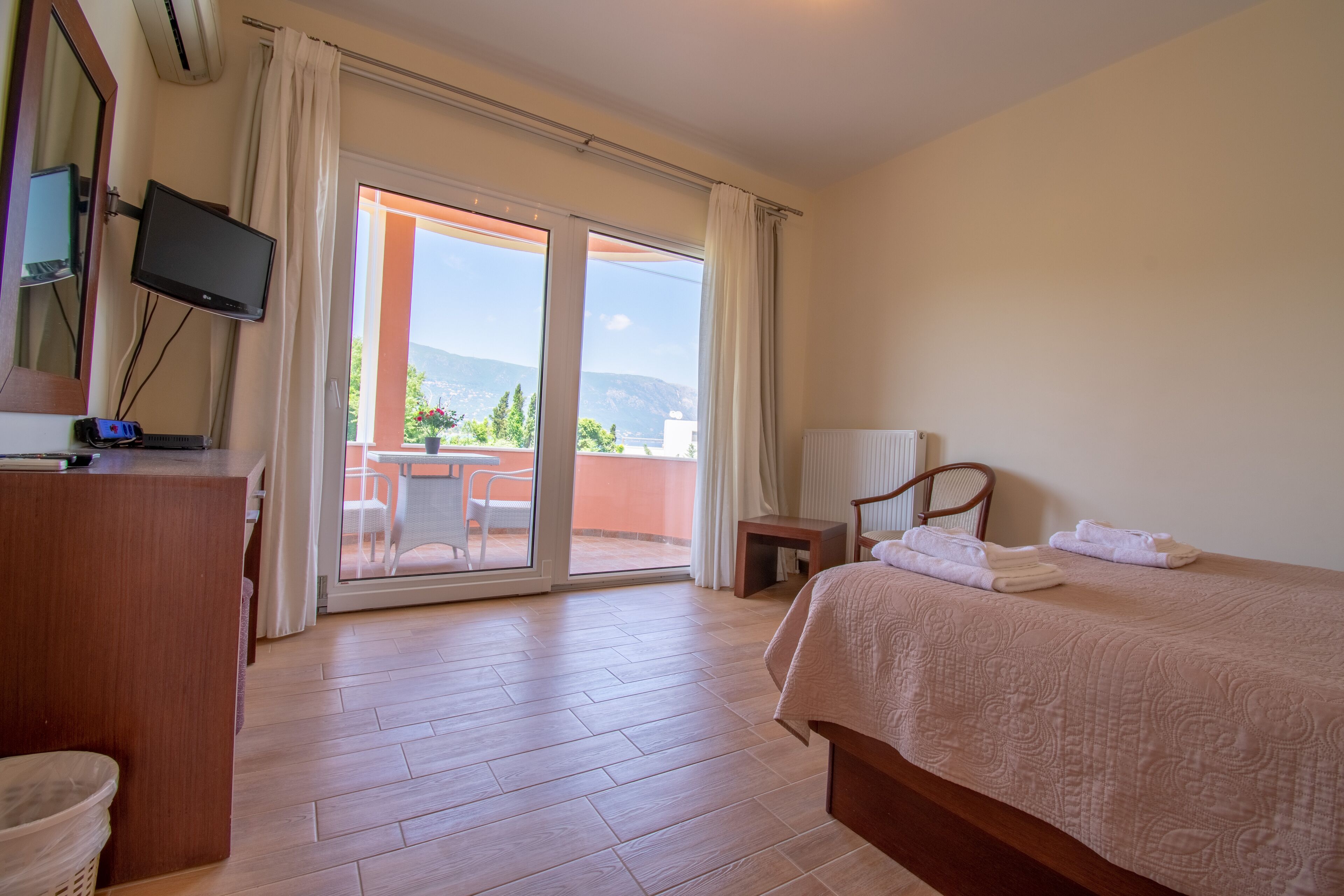 Villa Rosa 2