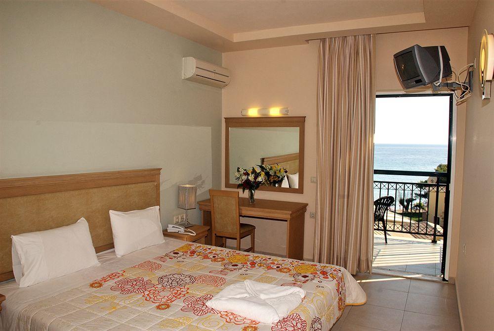 Glyfada Beach Hotel