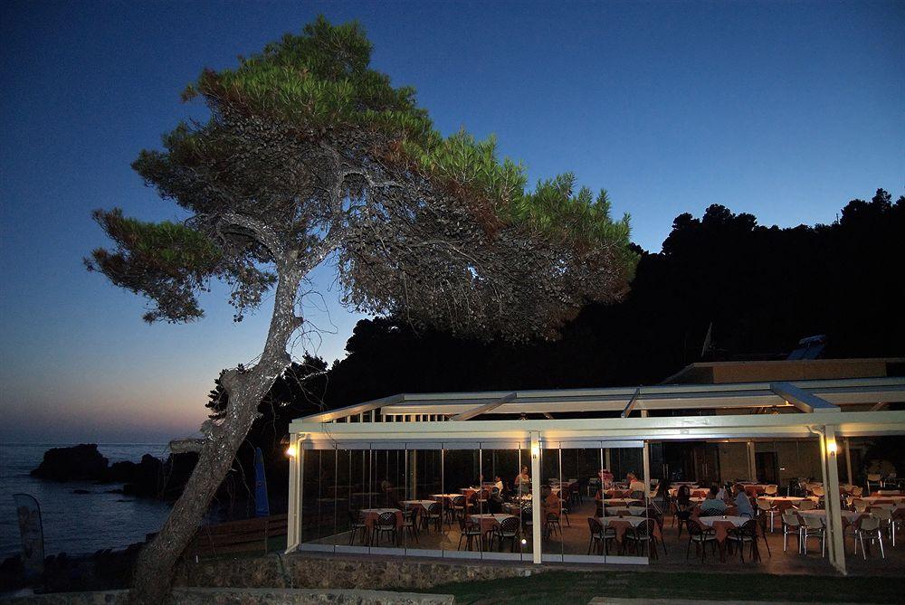 Glyfada Beach Hotel