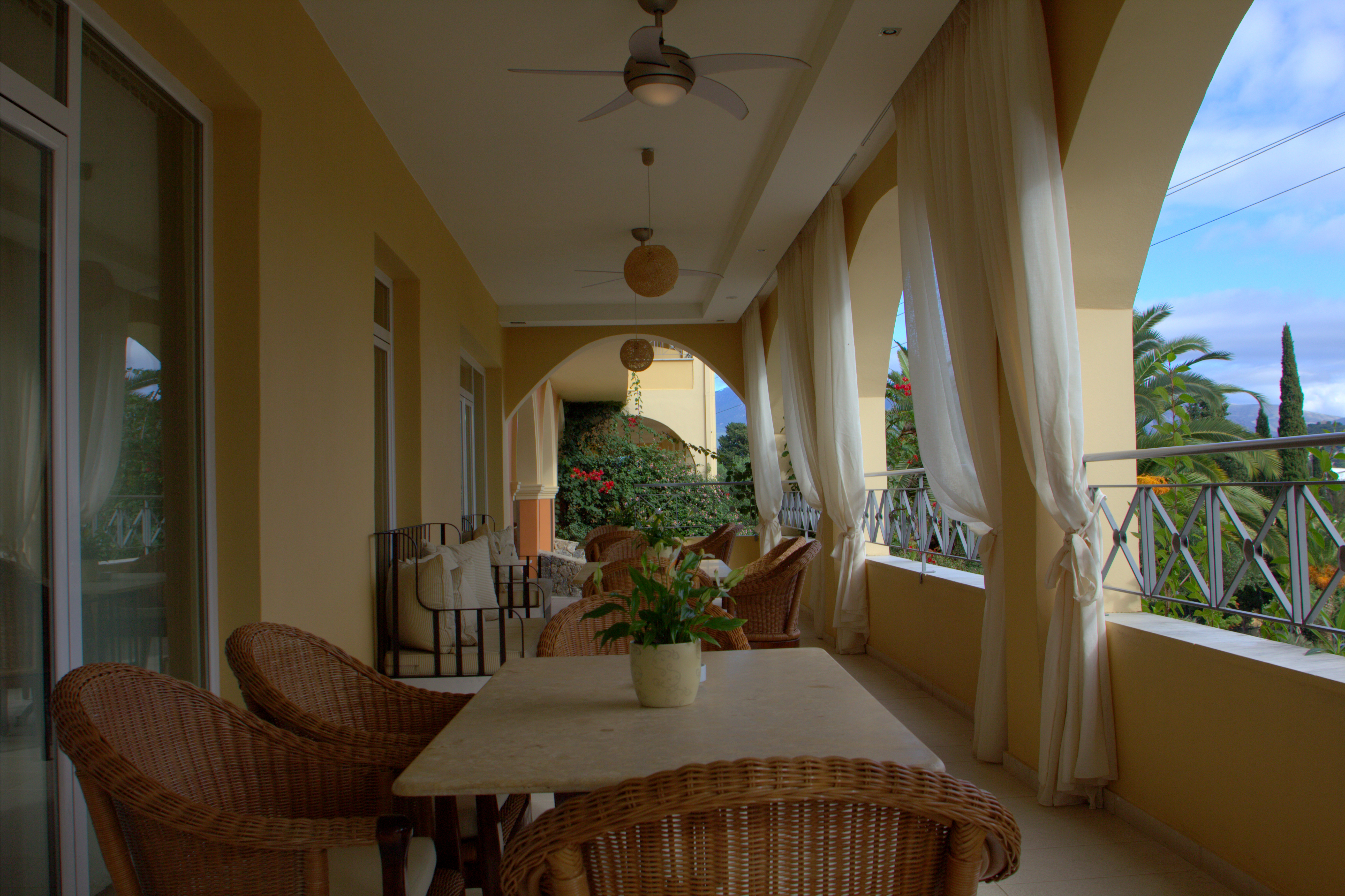 Art Hotel Debono