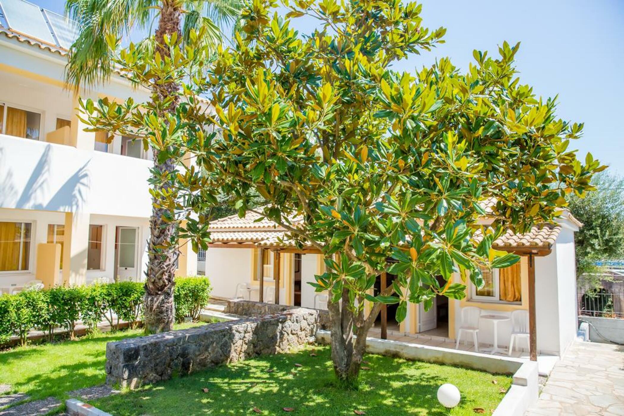 Asteraki Aparthotel