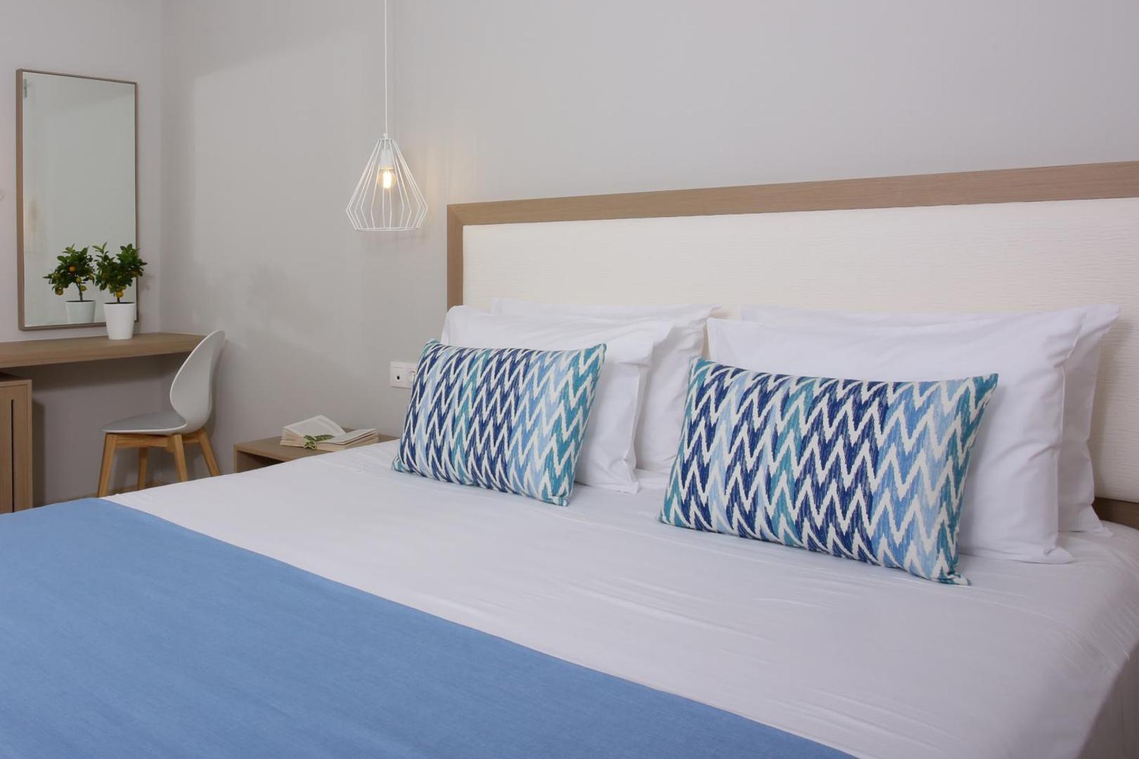 Paradise Hotel Corfu