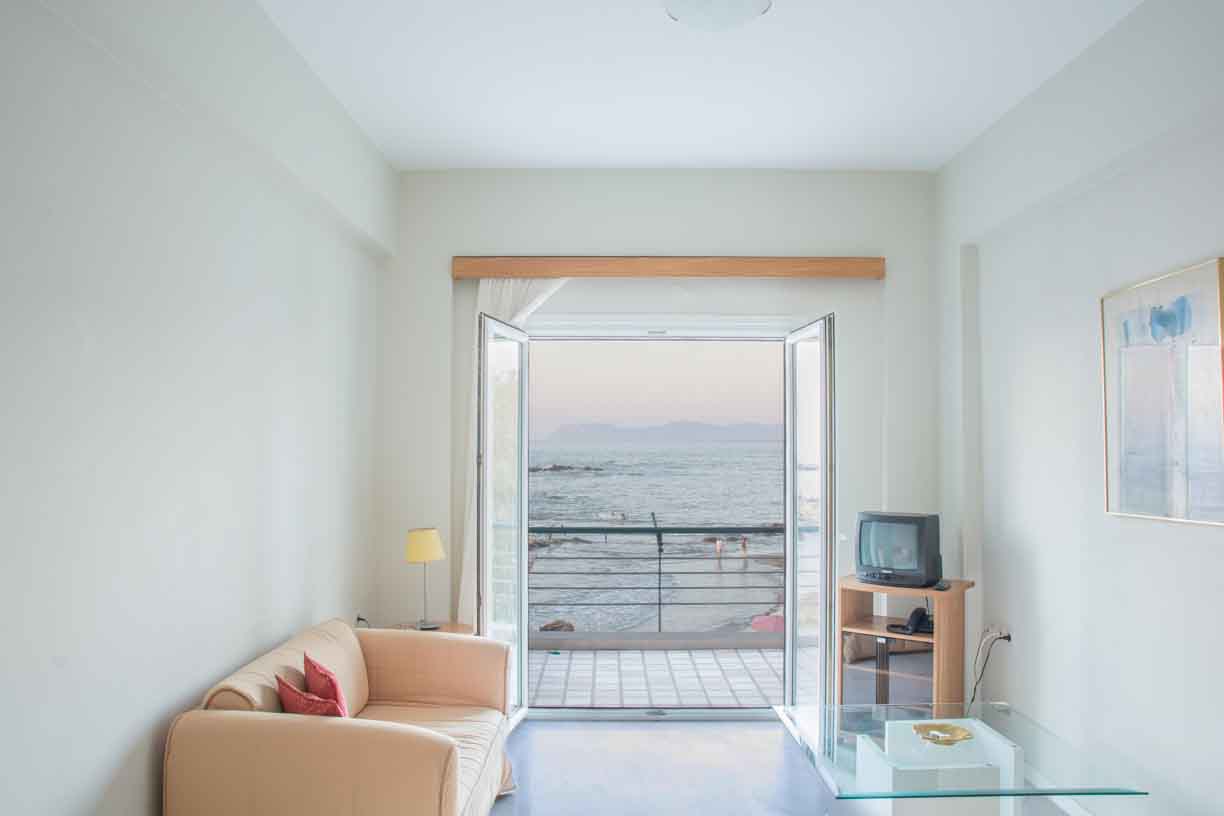 Sea Breeze Beis Apts