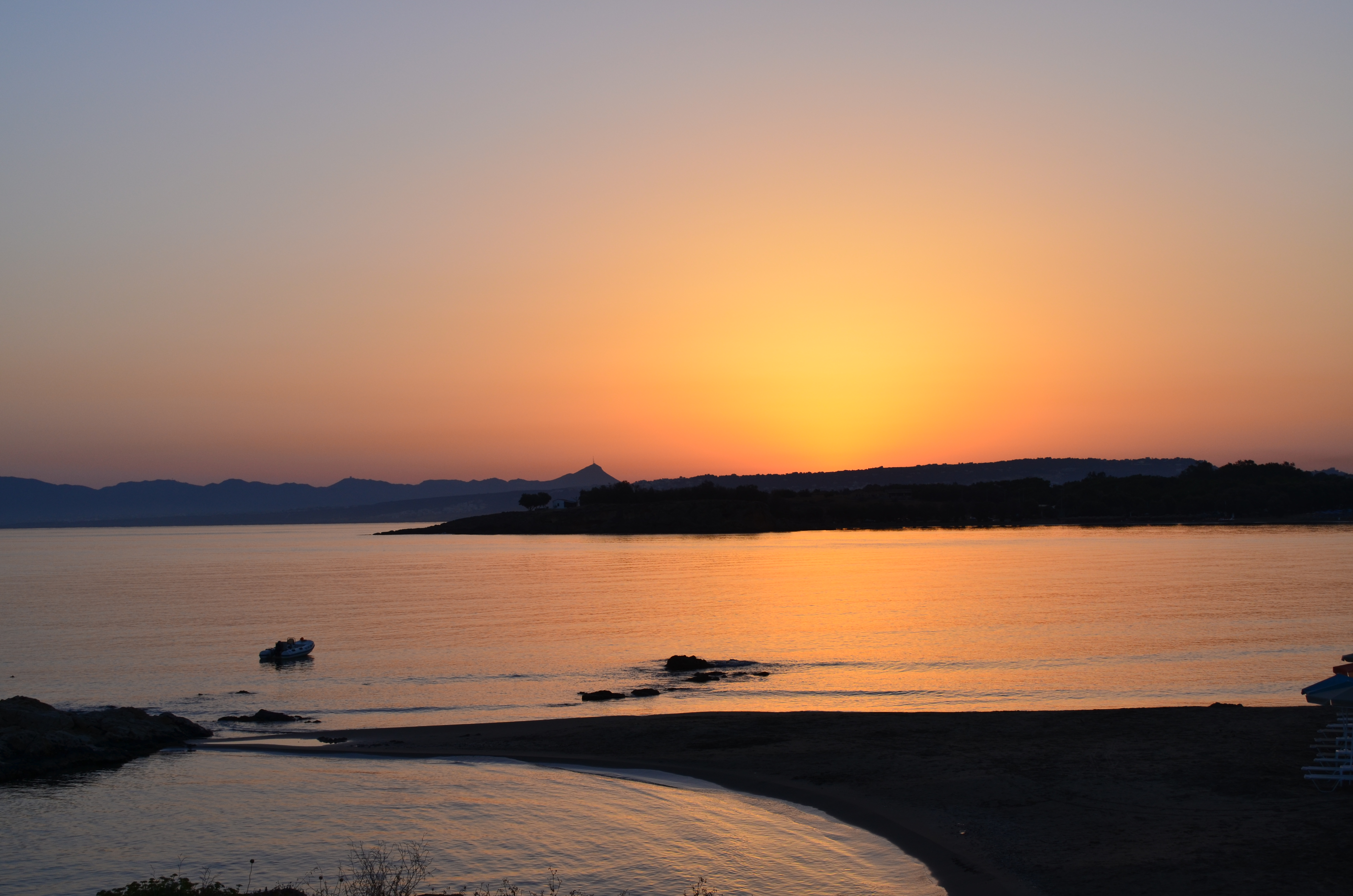 Sea Breeze Beis Apts