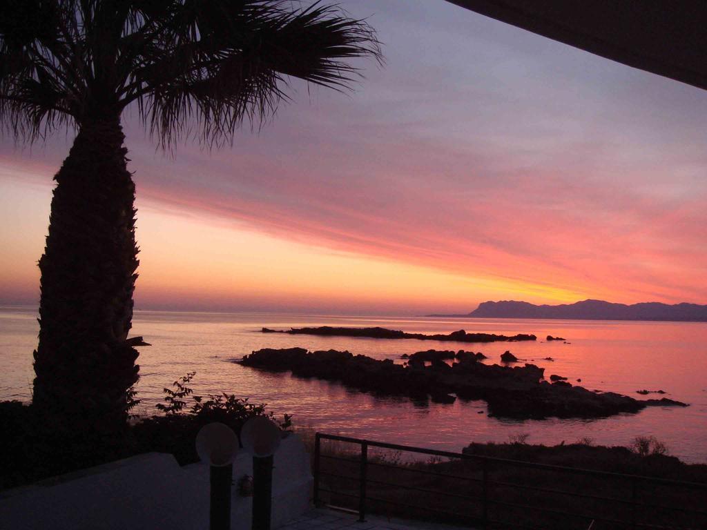 Sea Breeze Beis Apts