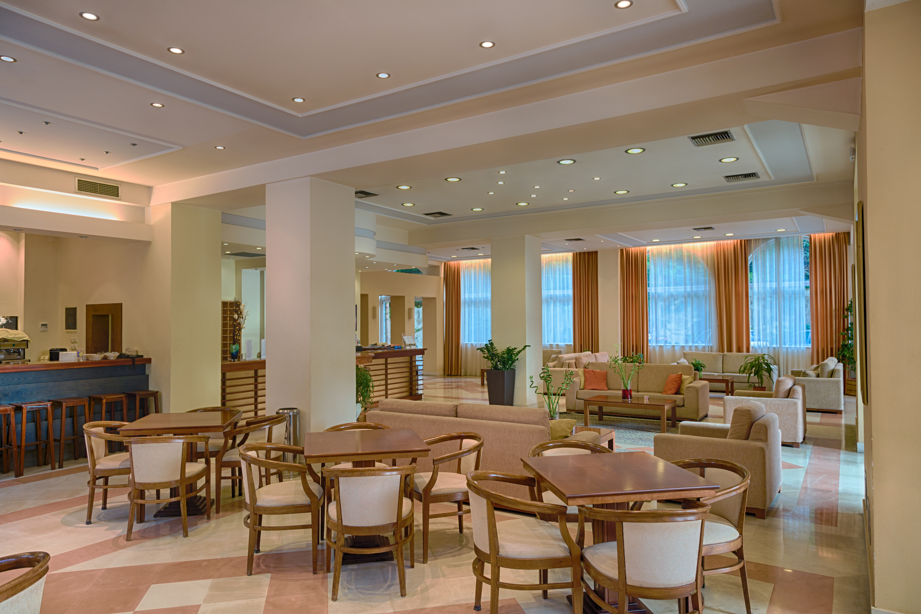 CNic Hellinis Hotel