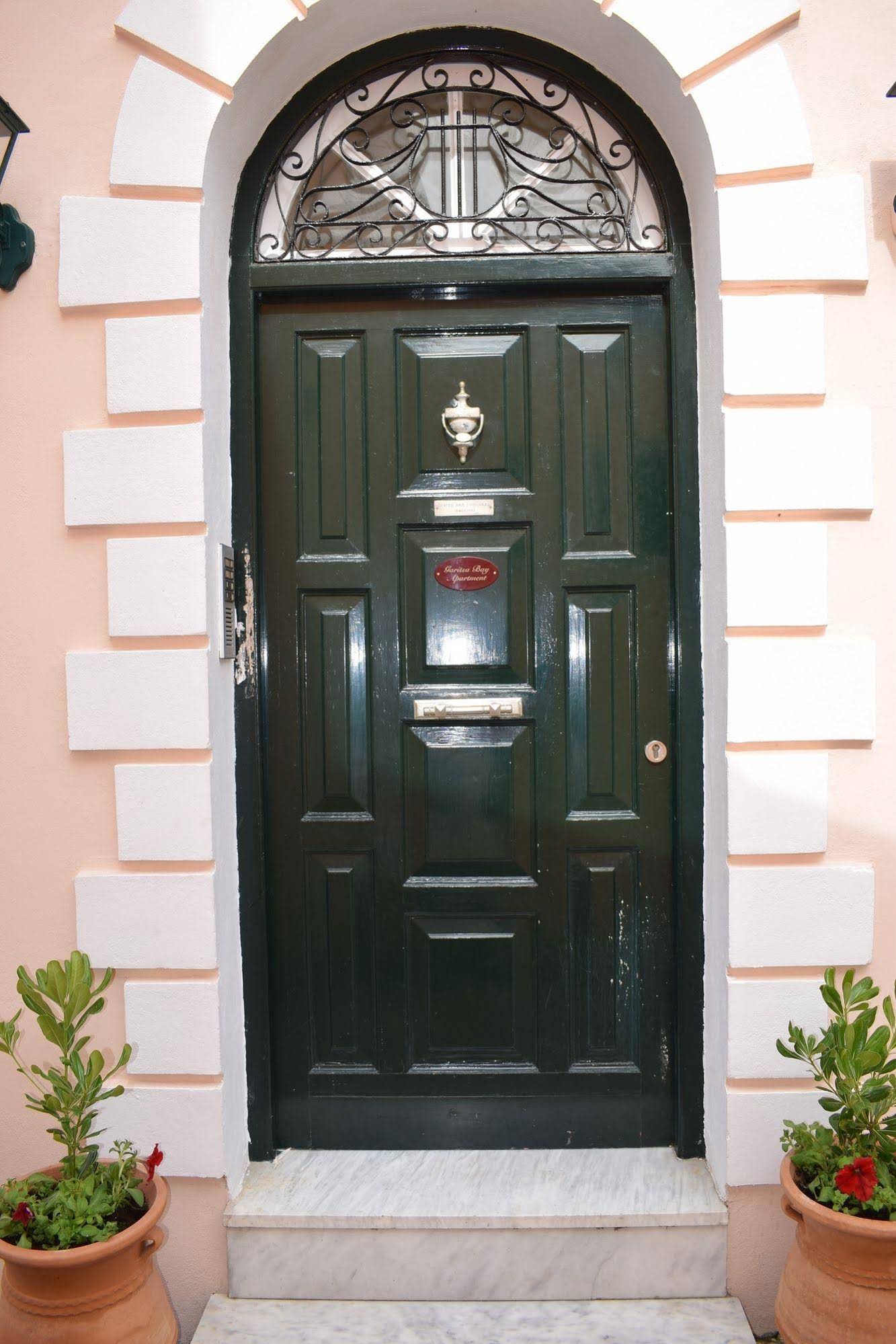 Garitsa Bay Apartment