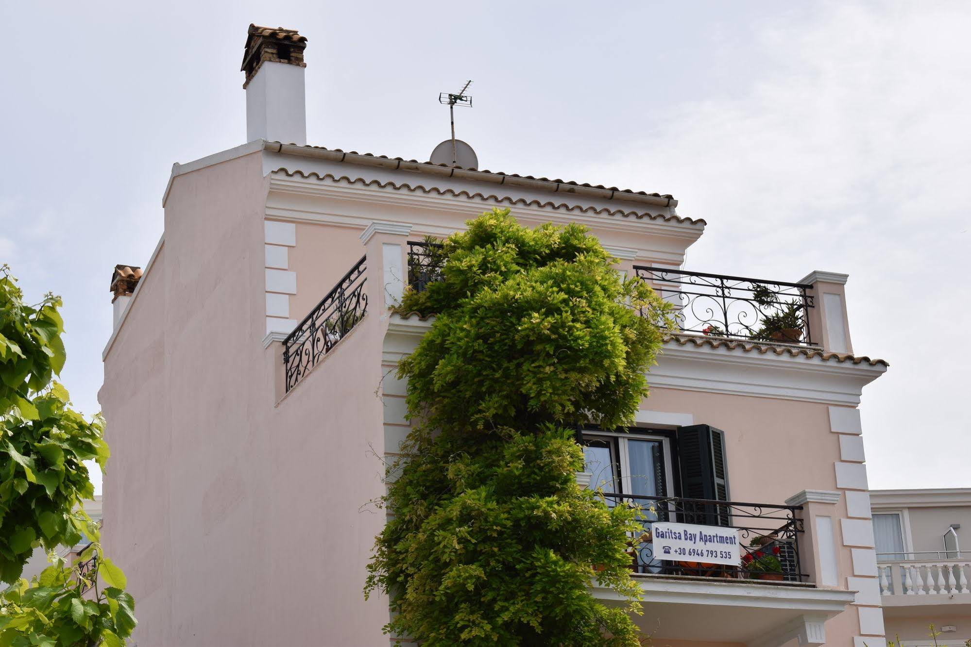 Garitsa Bay Apartment