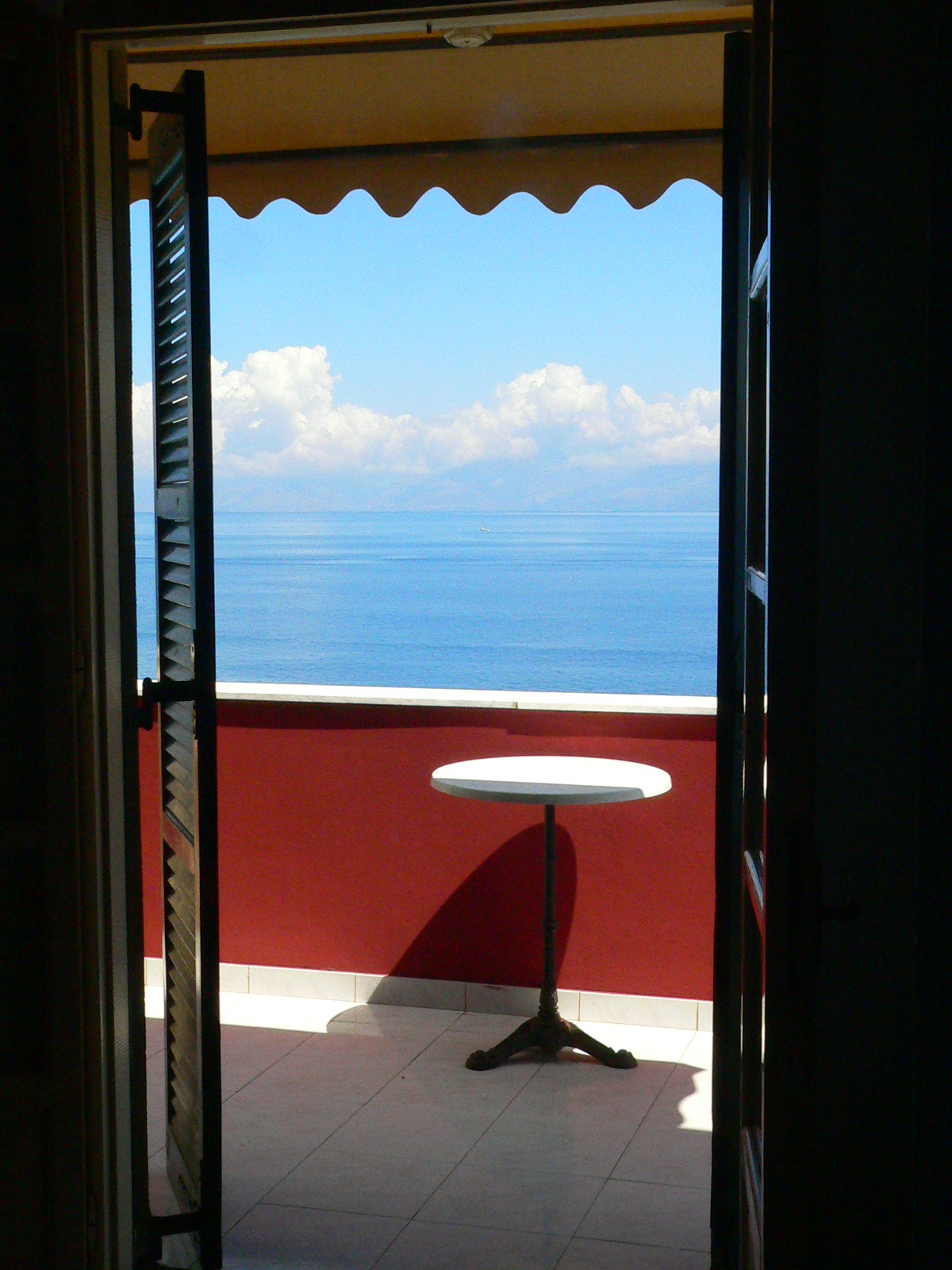 Apraos Bay