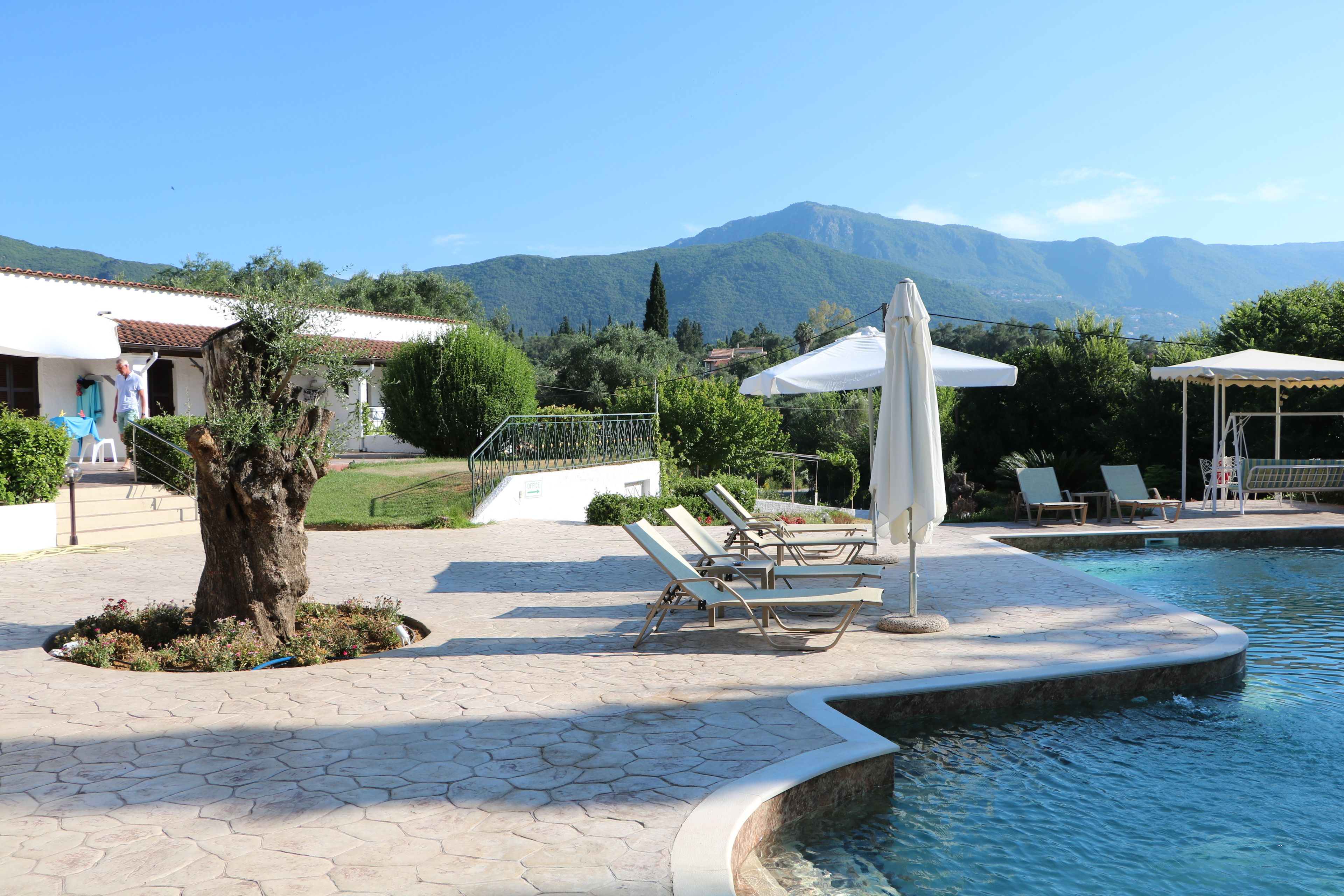 Summer Wine Friendly Resort