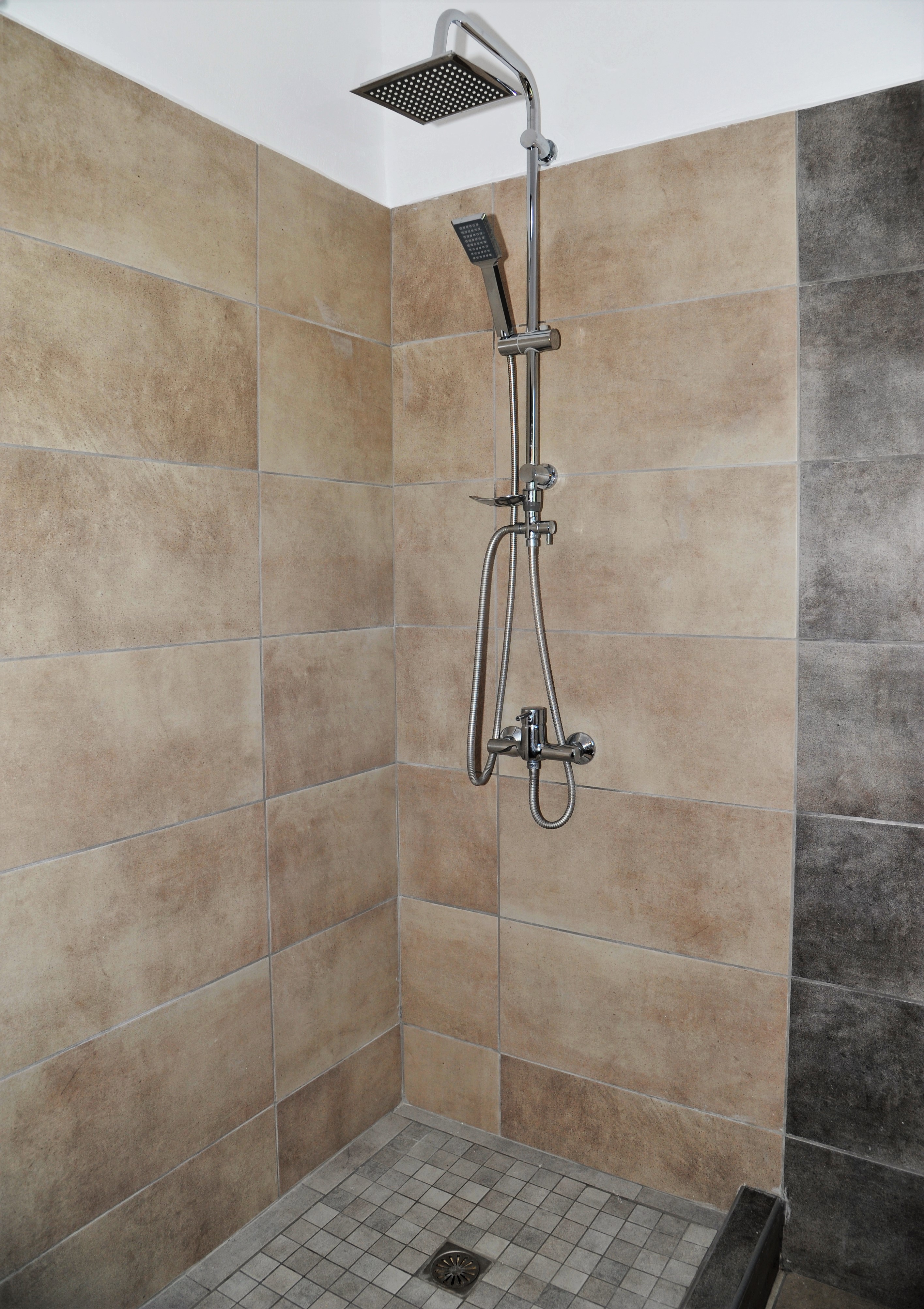 Captain's Studios & Apartments