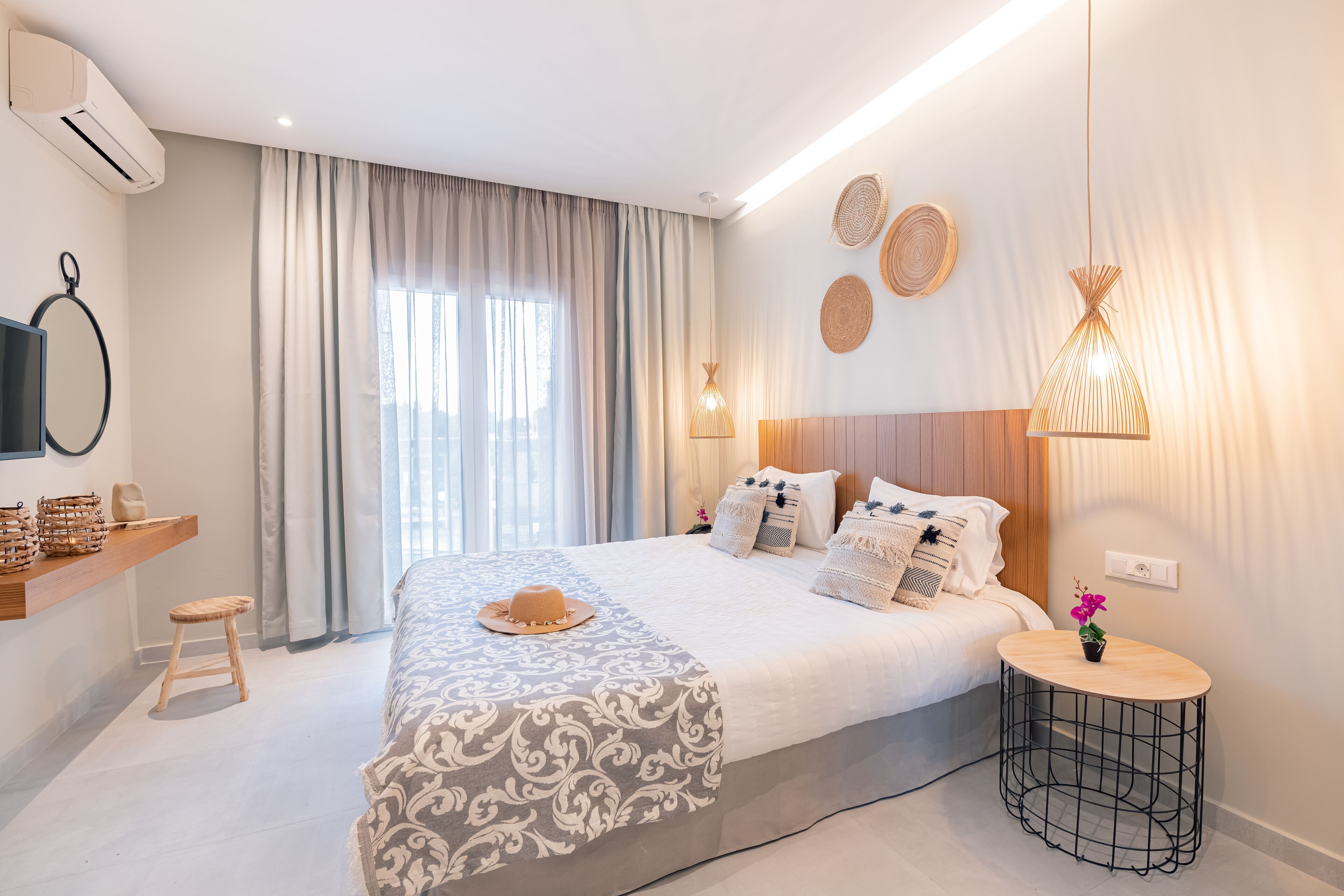 Ekati Mare Lifestyle Resort