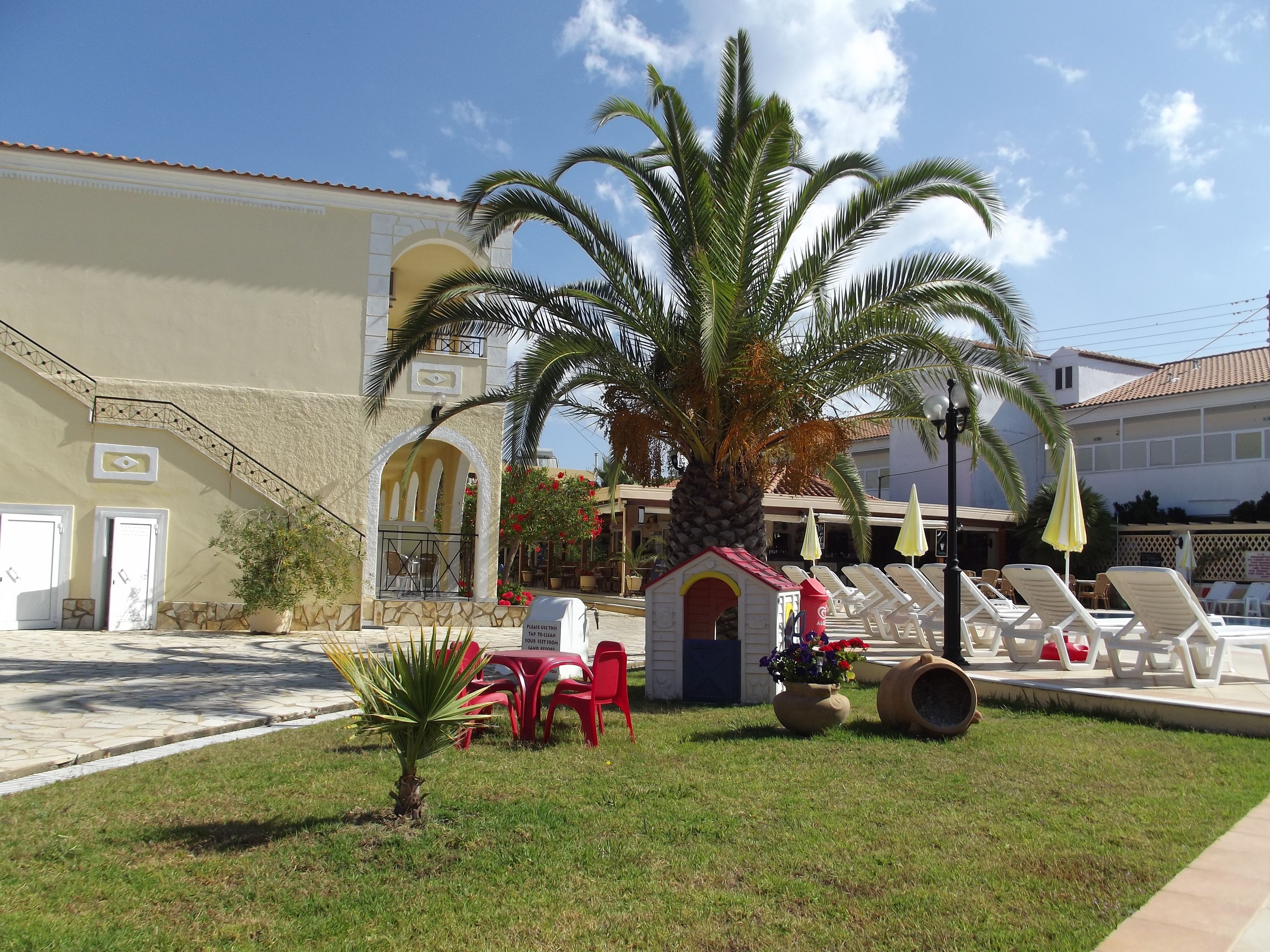 Konstantina Apartments