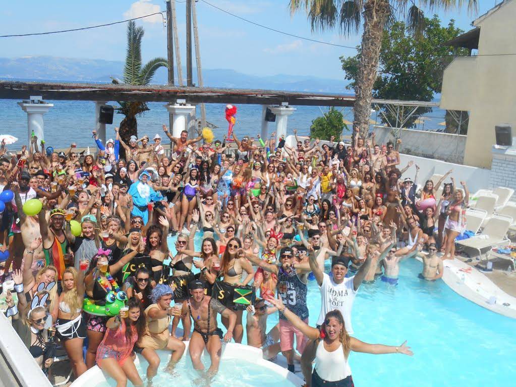 Quayside Village Hotel
