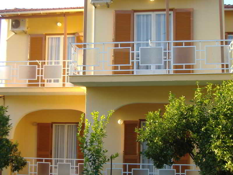 Rantos Apartments
