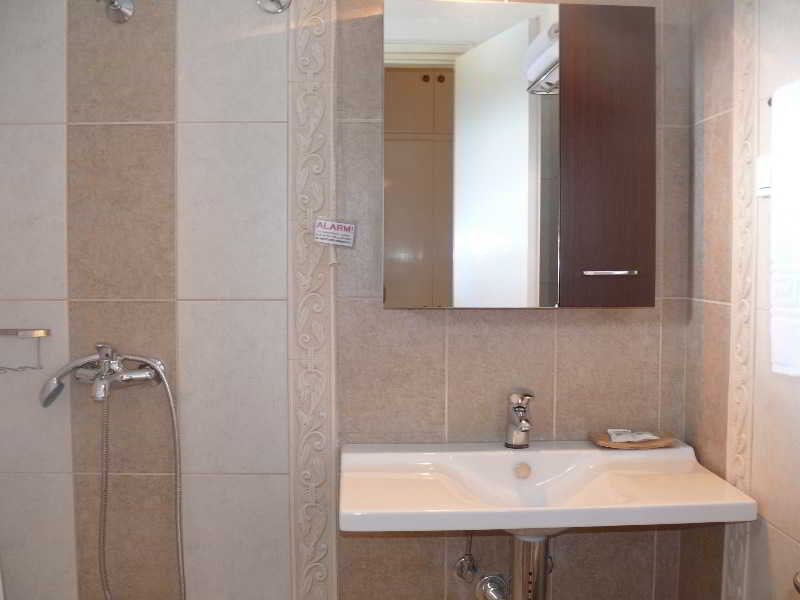 Nefeli Hotel