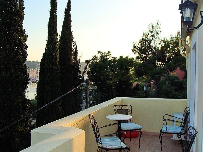 Alexandros & Gerekos Apartments