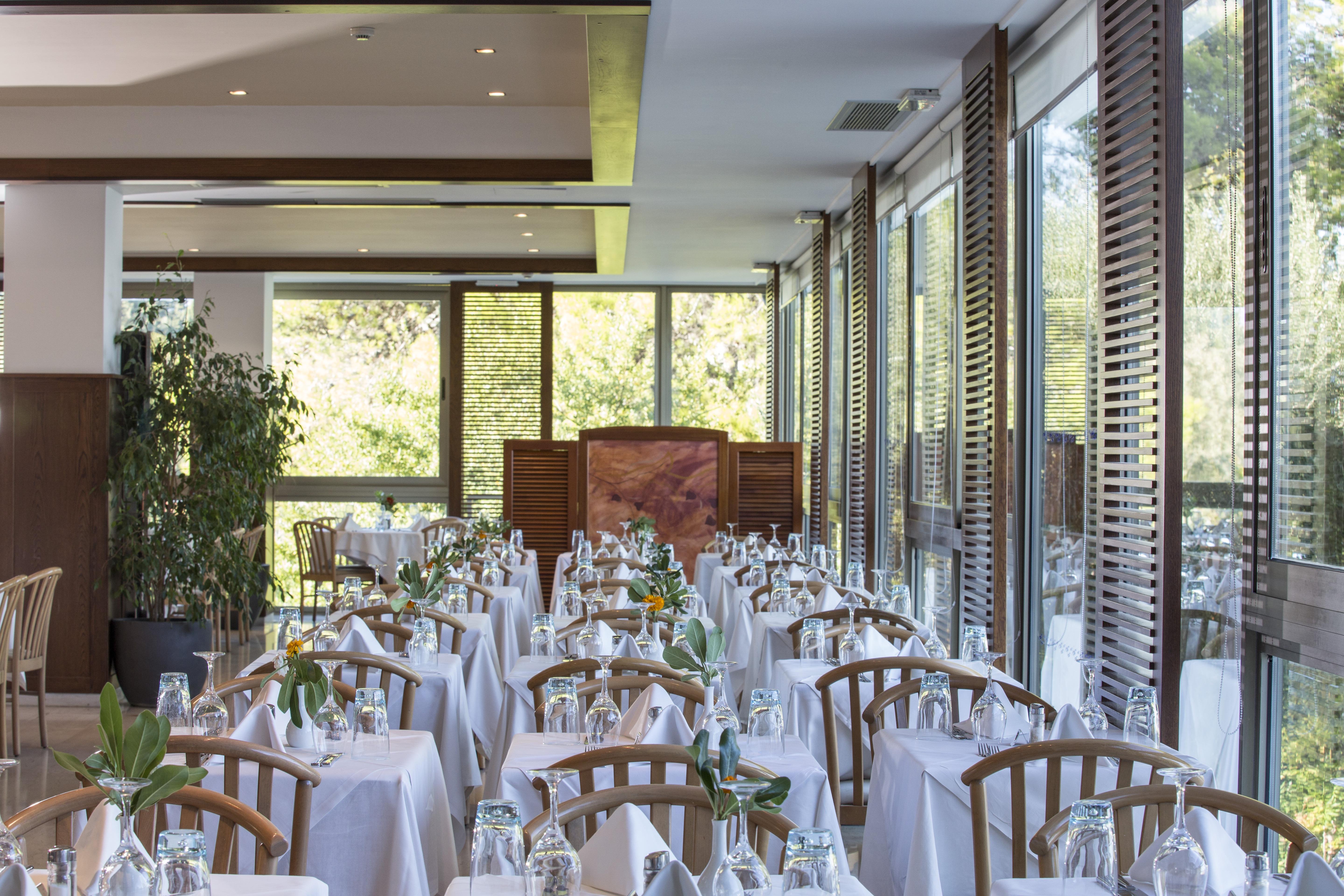 Kontokali Bay Resort & Spa