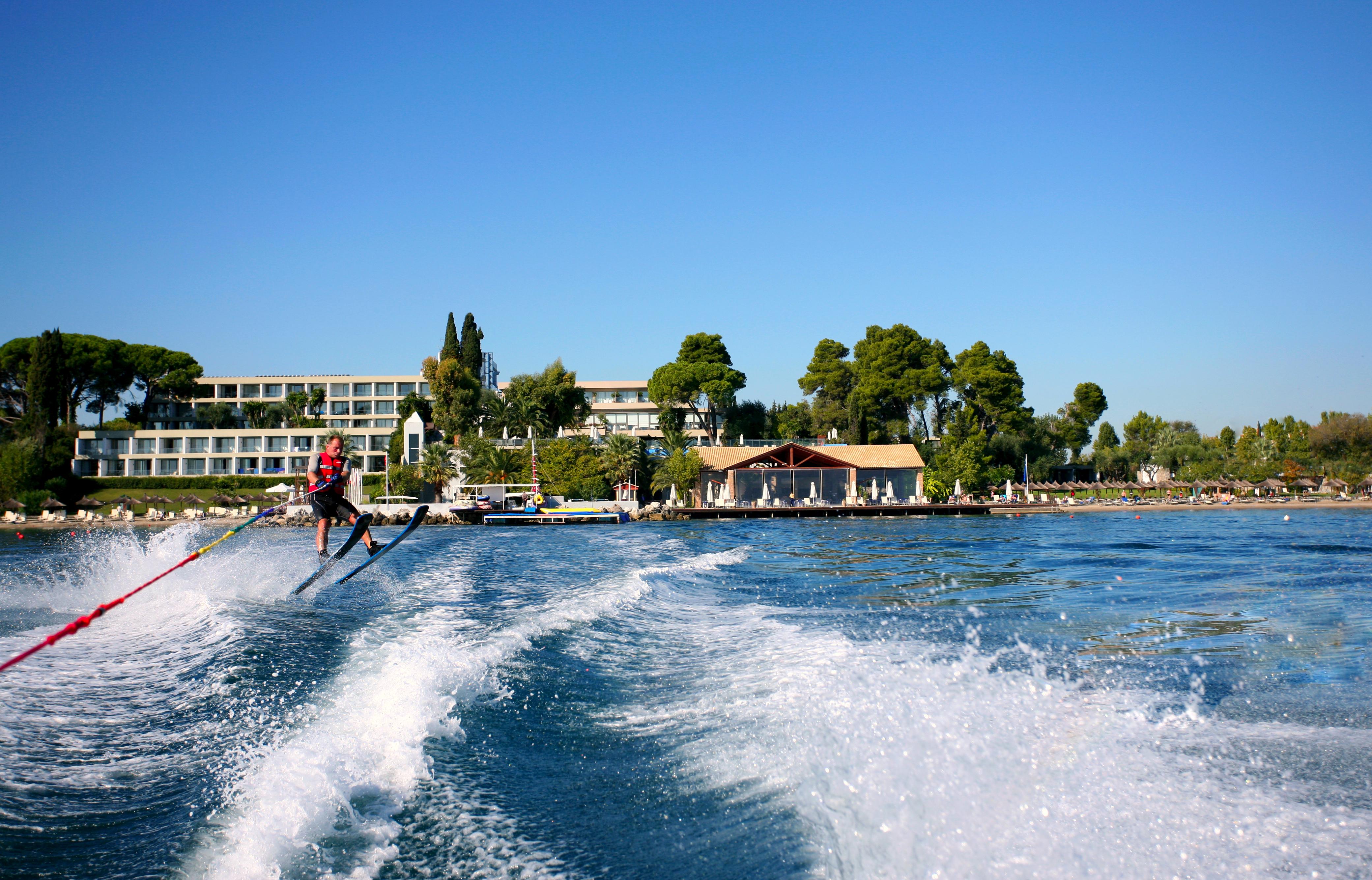 Kontokali Bay Resort & Spa