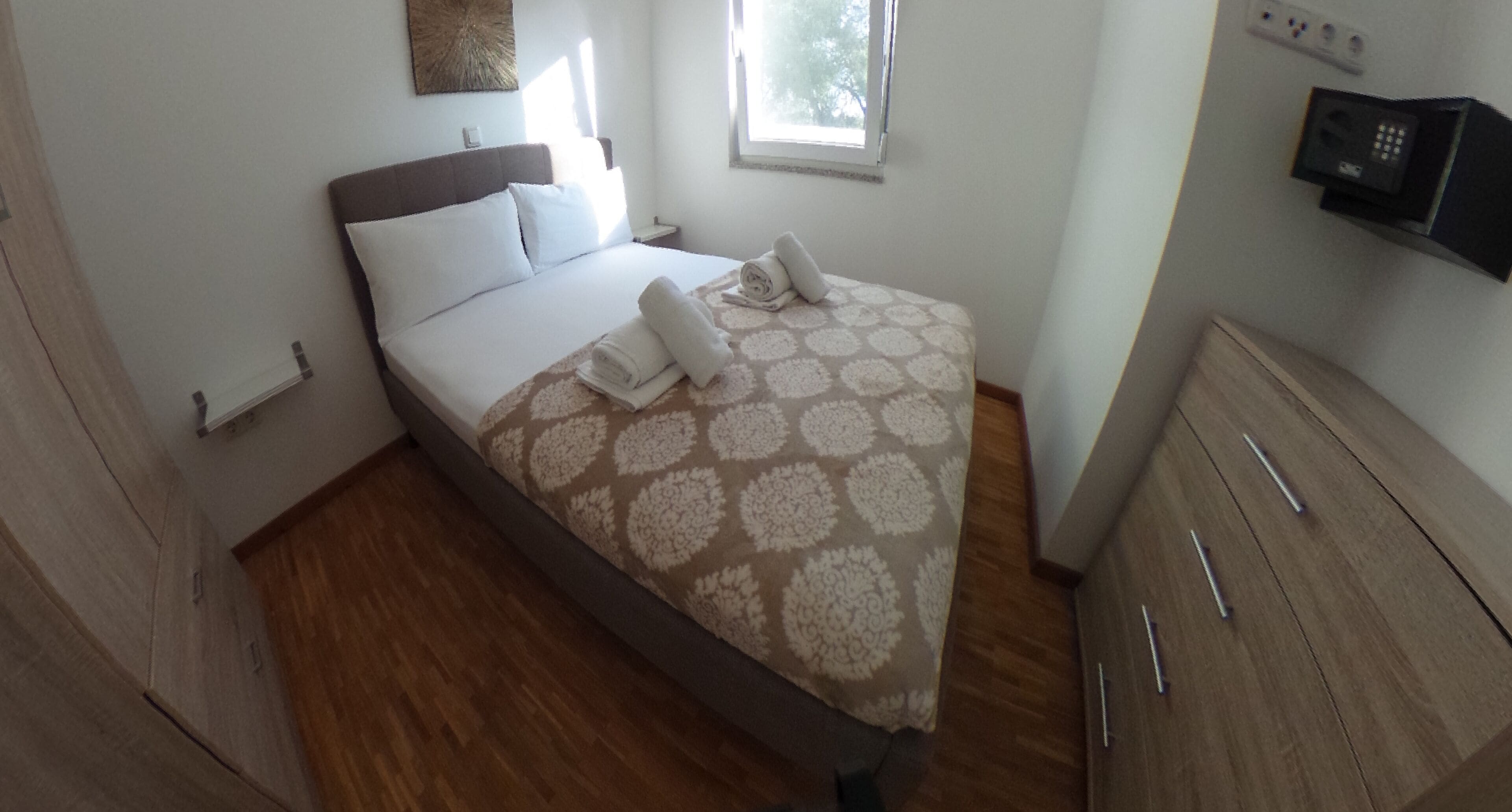 Anemomylos Lefkimmi Luxus Suites Hotel