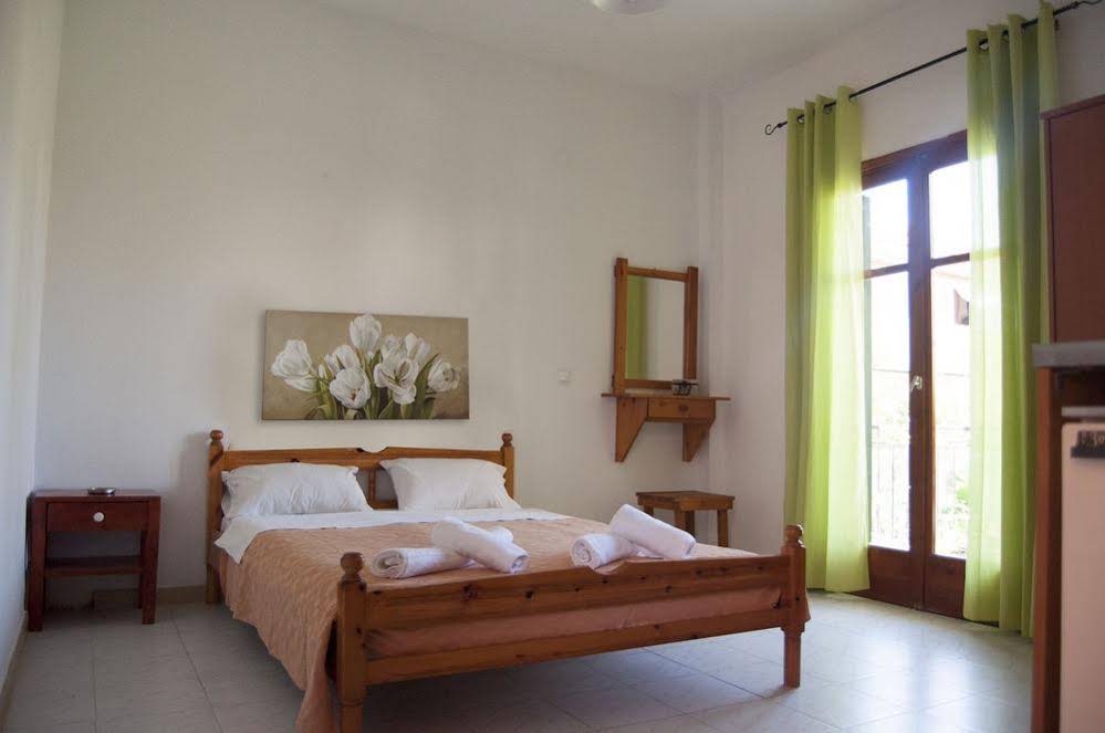 Maria's Apartments